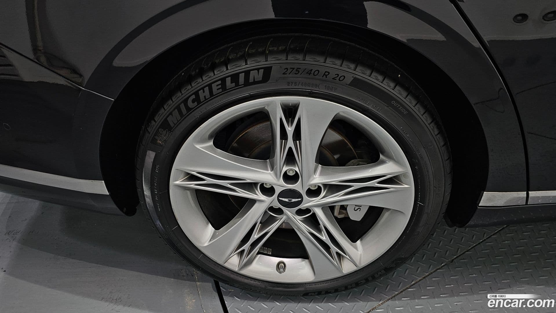 Main__Slider__Photo:G90 Genesis 2022.8-20