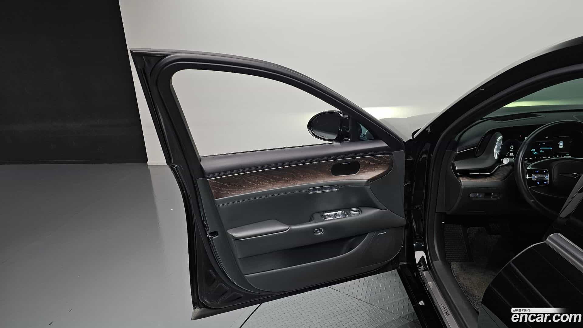 G90 Genesis 2022.8-INNER-034
