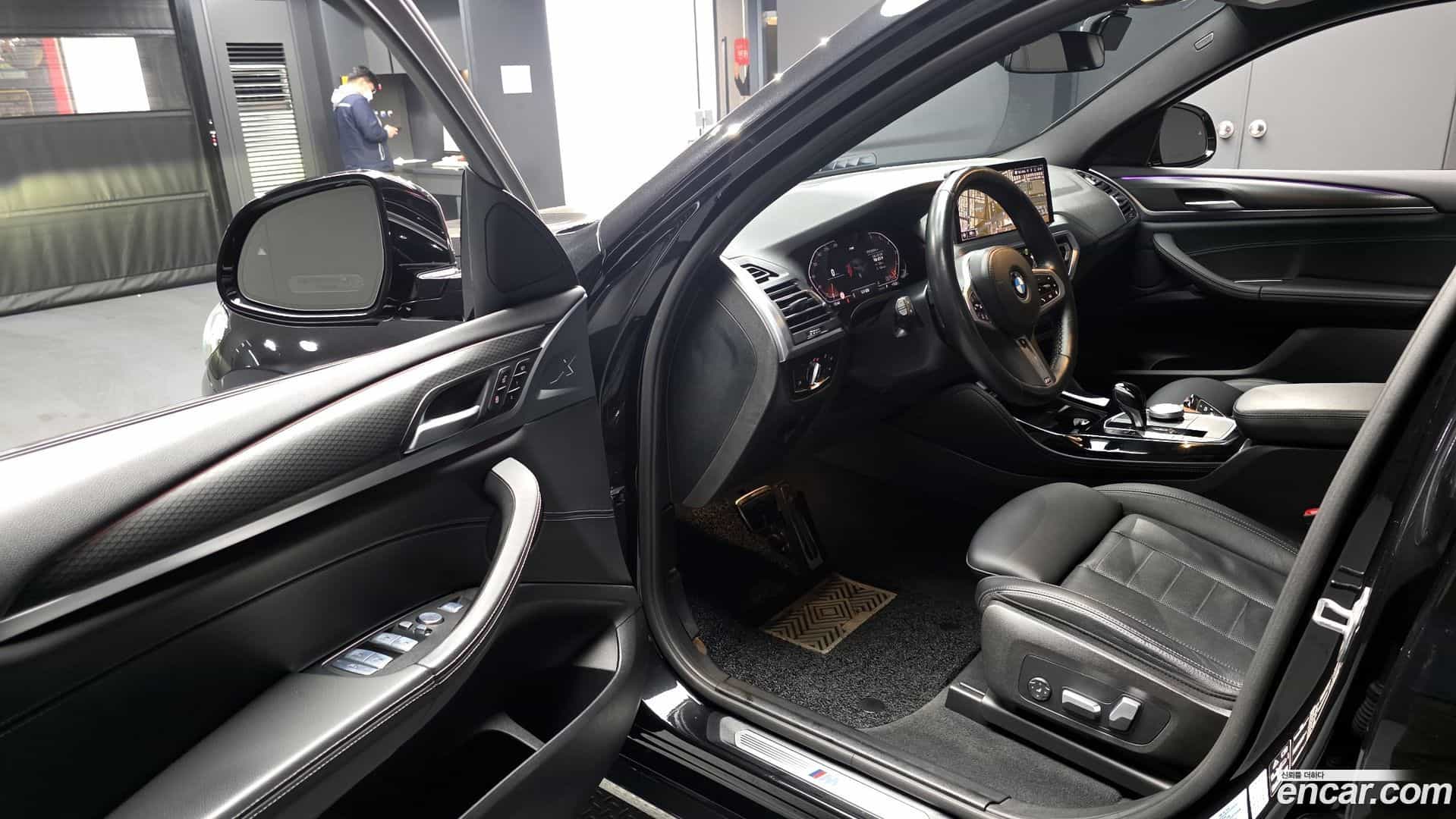 X4 BMW 2023.1-INNER-010