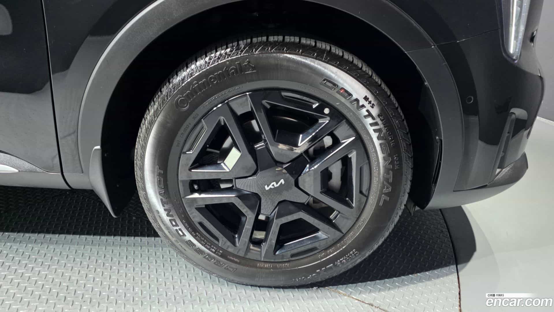 Sorento Kia 2023.9-OUTER-031