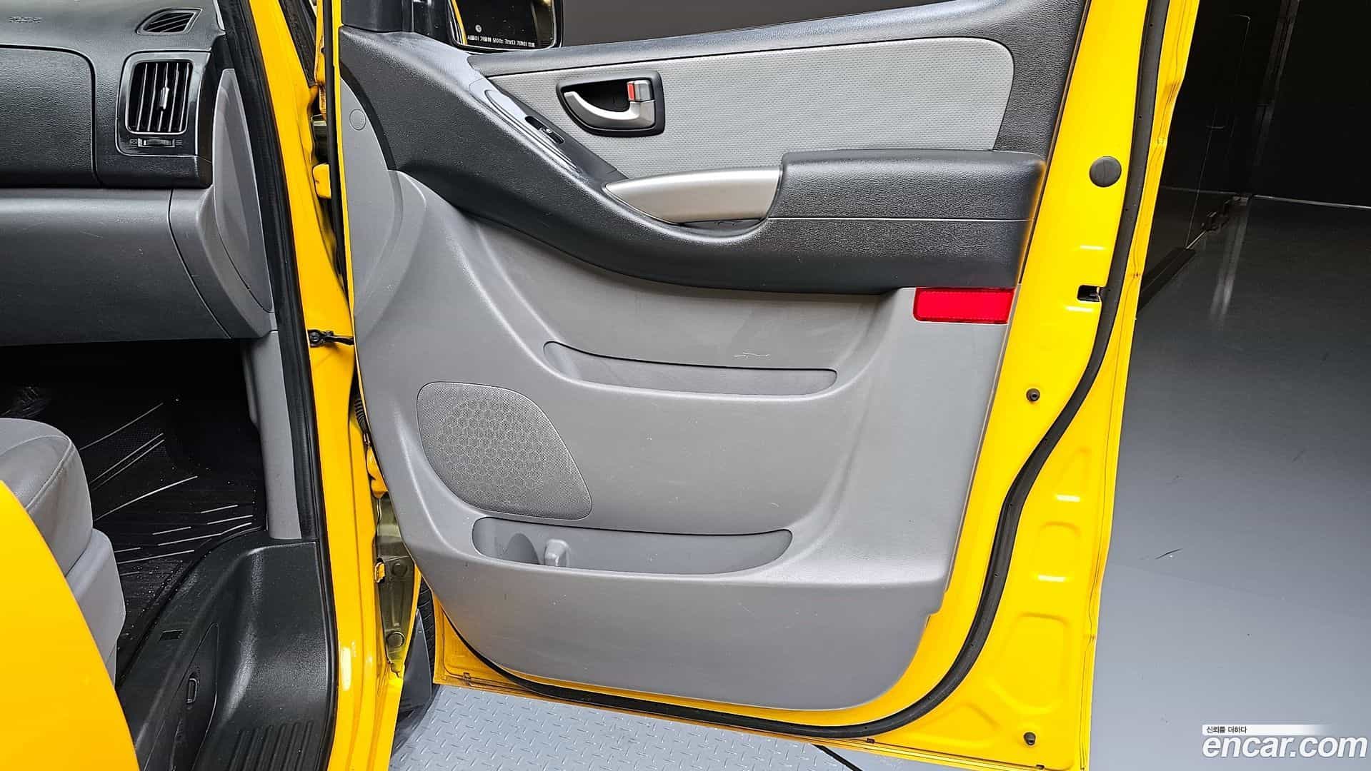 Starex Hyundai 2018.11-INNER-034