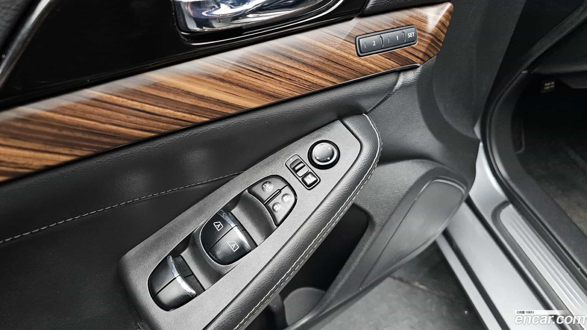 Maxima Nissan 2017.5-OPTION-023