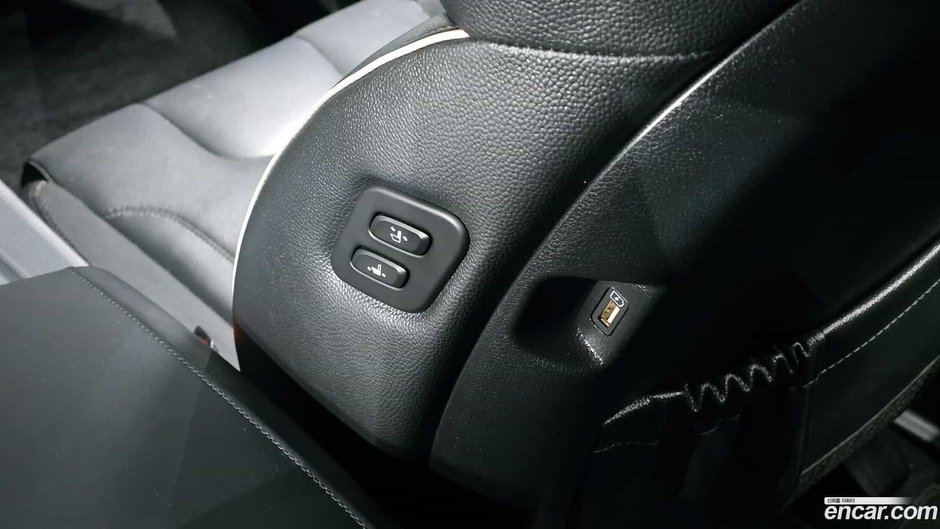 Palisade Hyundai 2021.1-INNER-036
