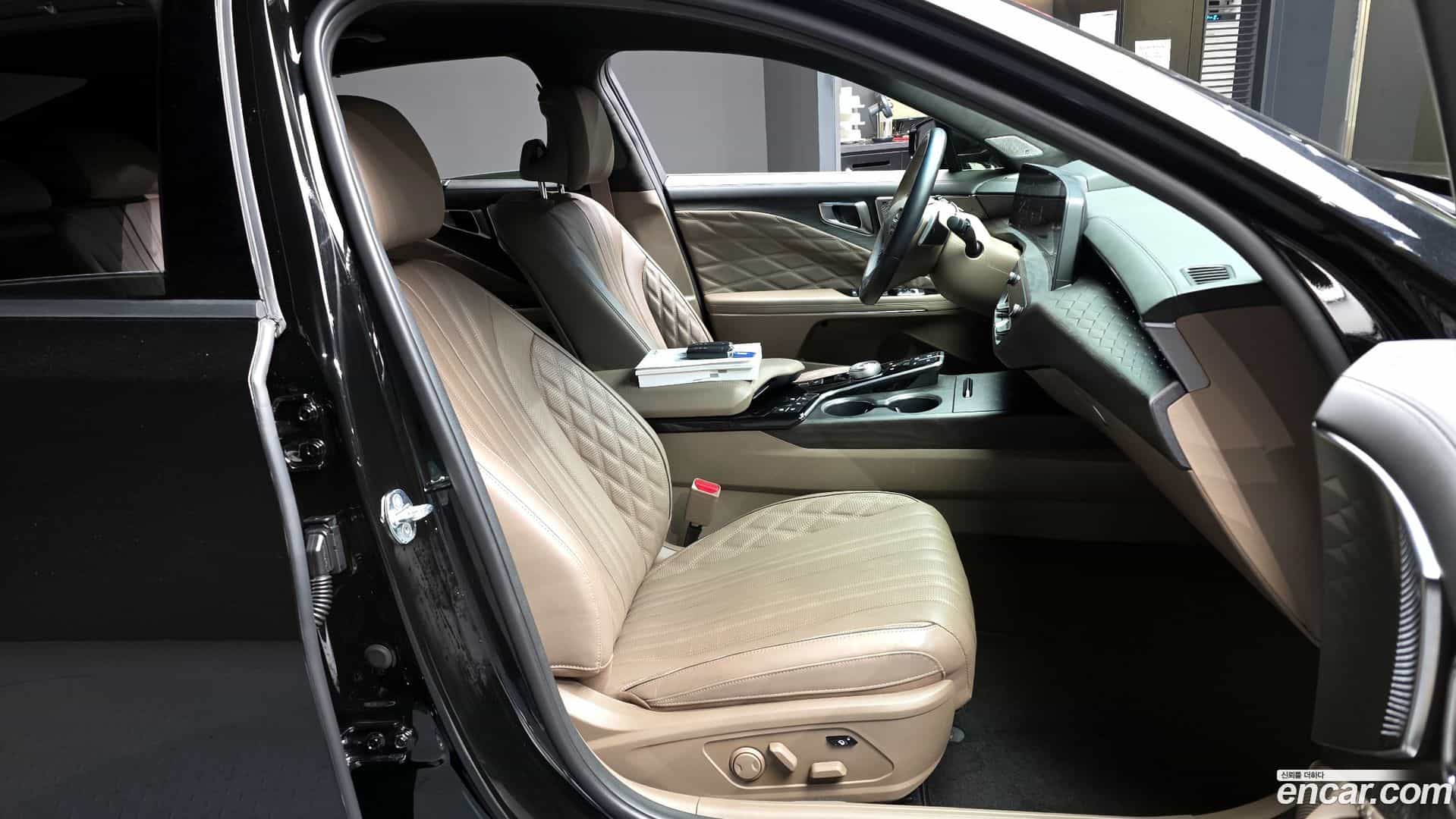 K8 Kia 2023.1-OPTION-015