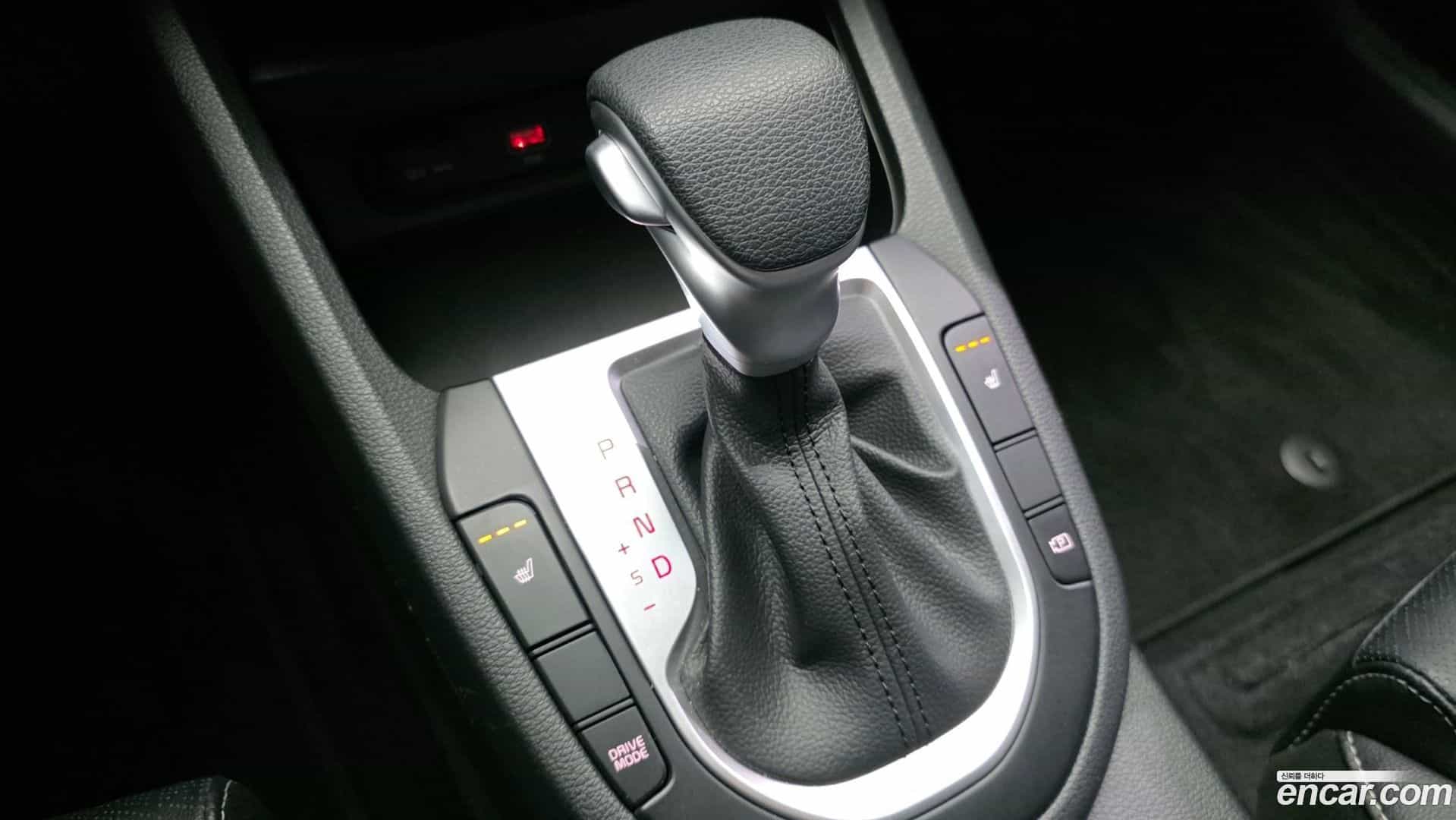 K3 Kia 2023.11-INNER-009