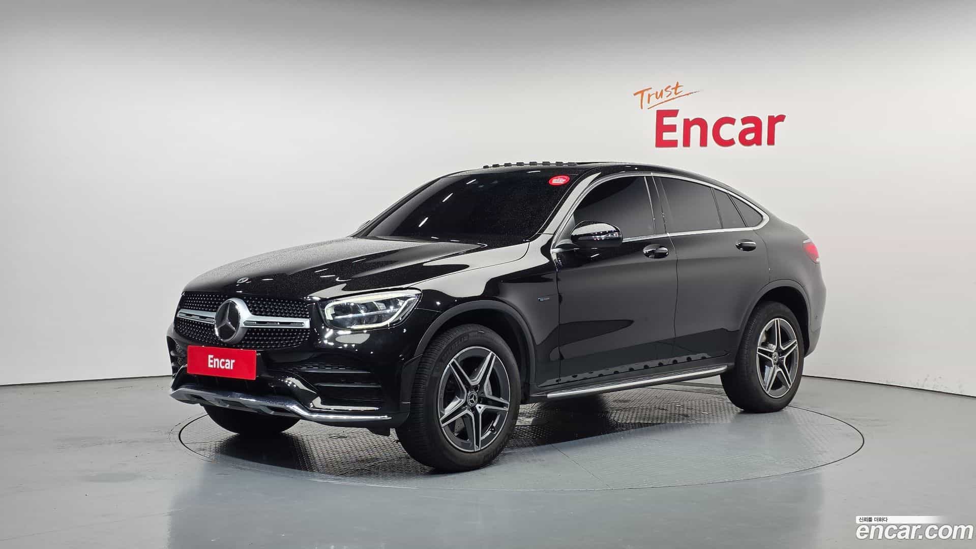 GLC-Class Mercedes-Benz 2021.1-OUTER-001