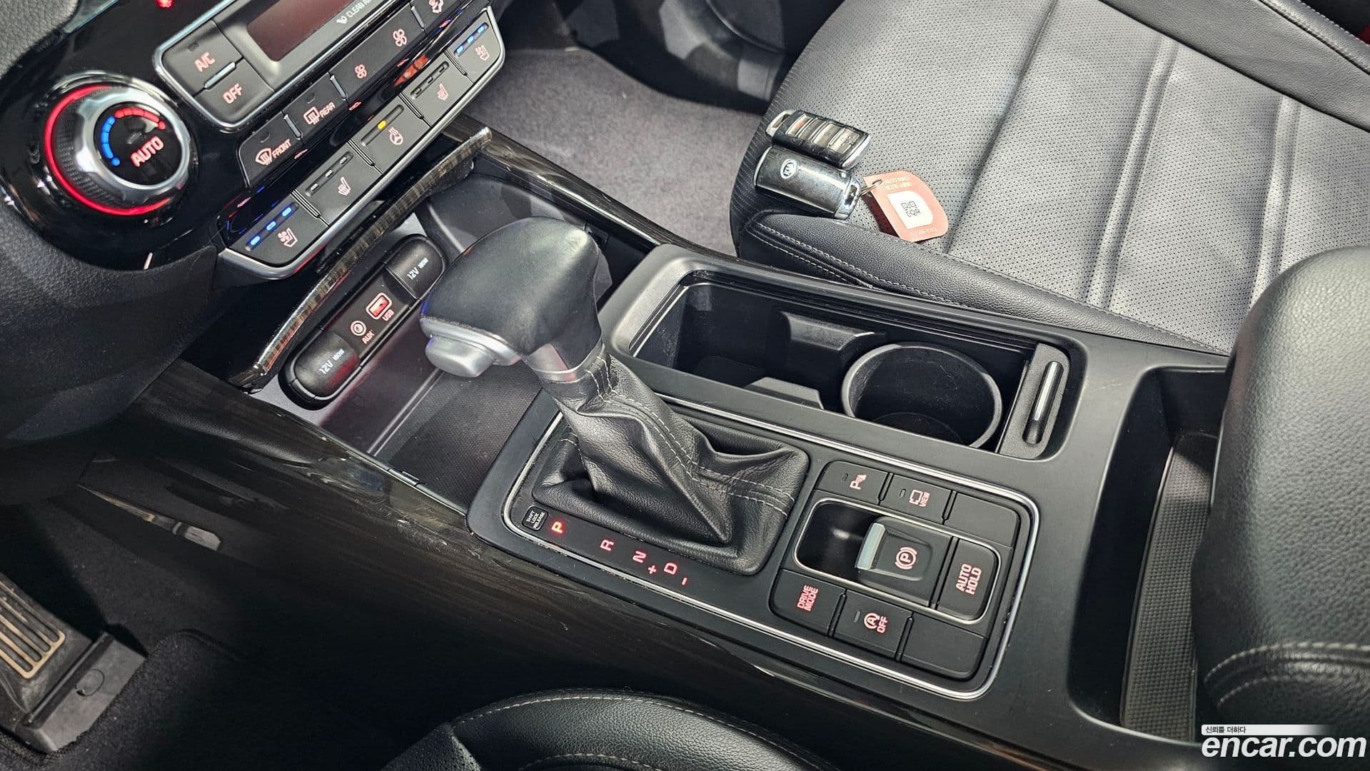 Main__Slider__Photo:Sorento Kia 2020.0-8
