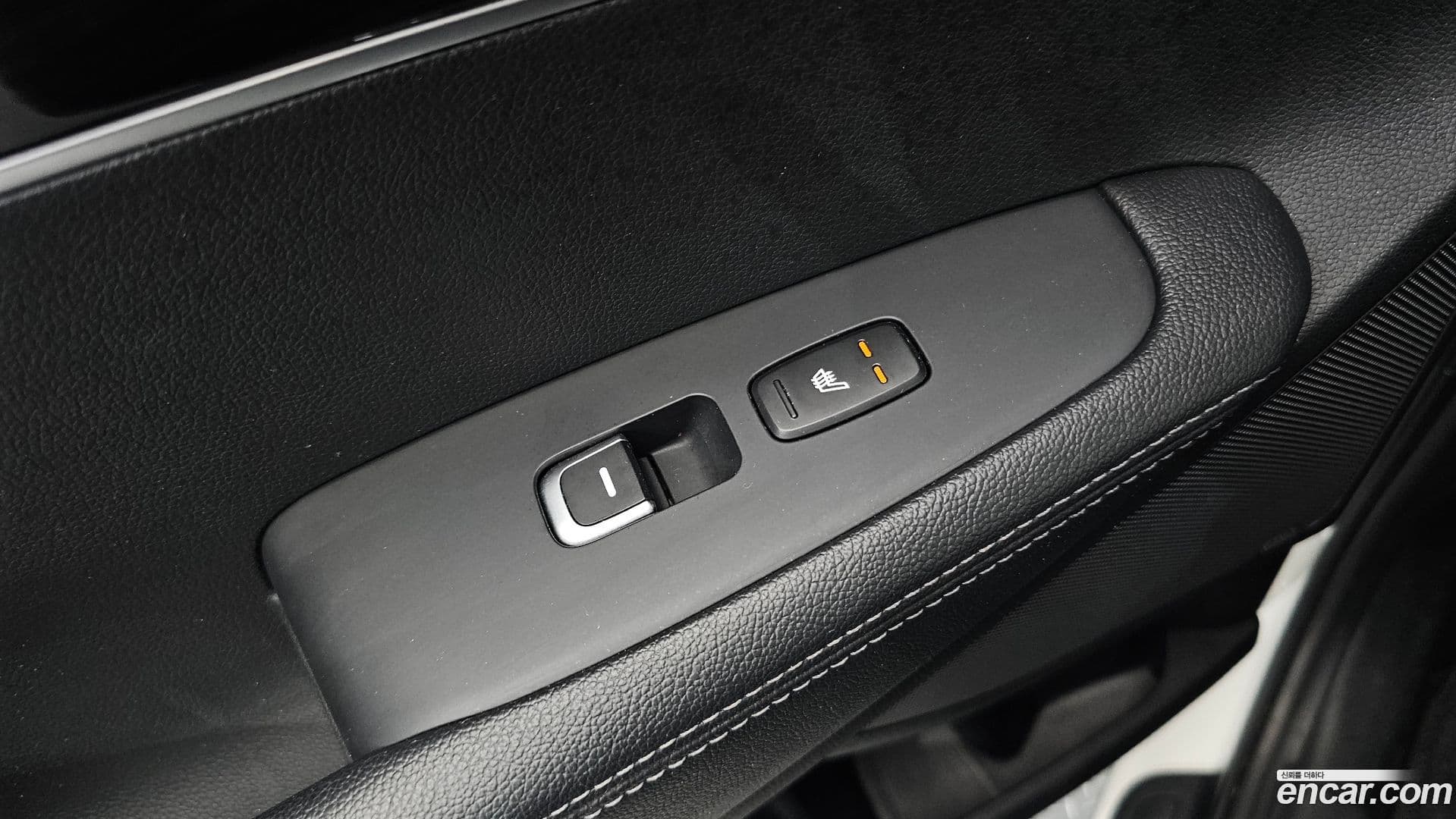 Main__Slider__Photo:Sorento Kia 2020.0-15