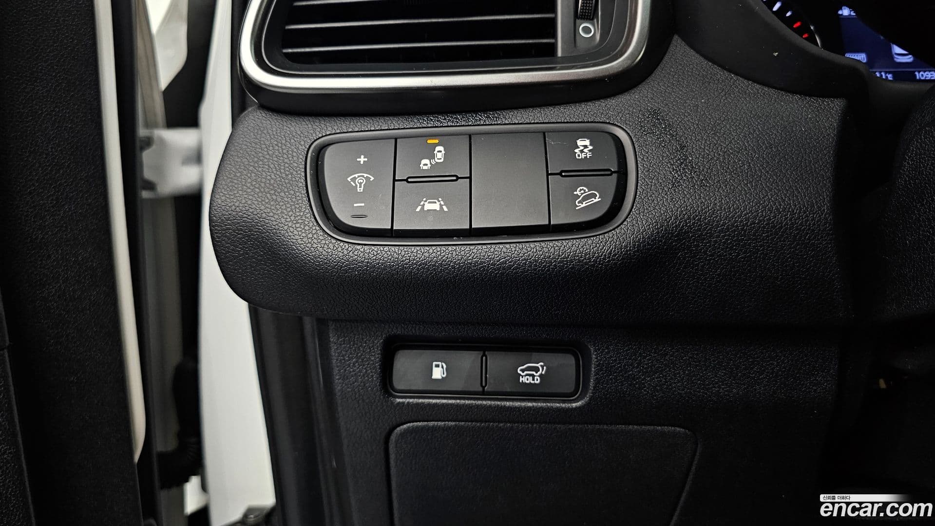 Main__Slider__Photo:Sorento Kia 2020.0-17