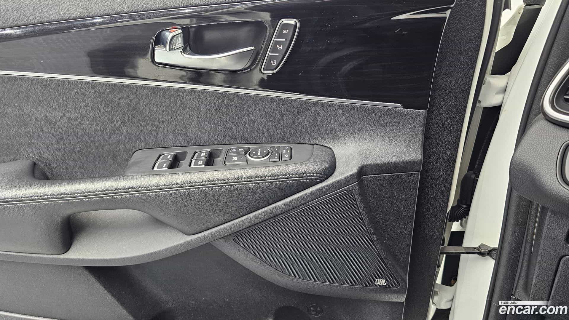 Sorento Kia 2020.0-OPTION-024