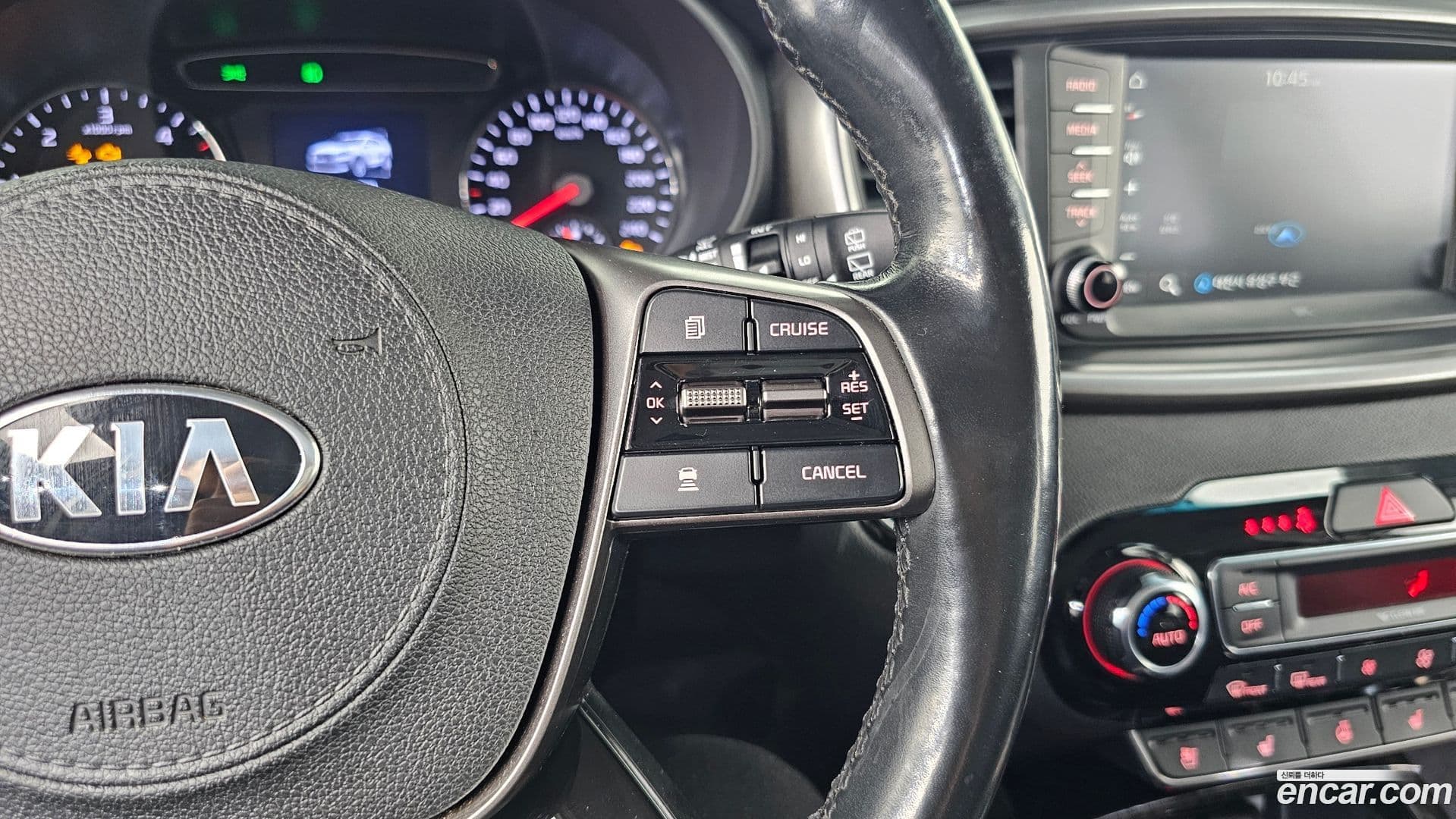 Main__Slider__Photo:Sorento Kia 2020.0-28