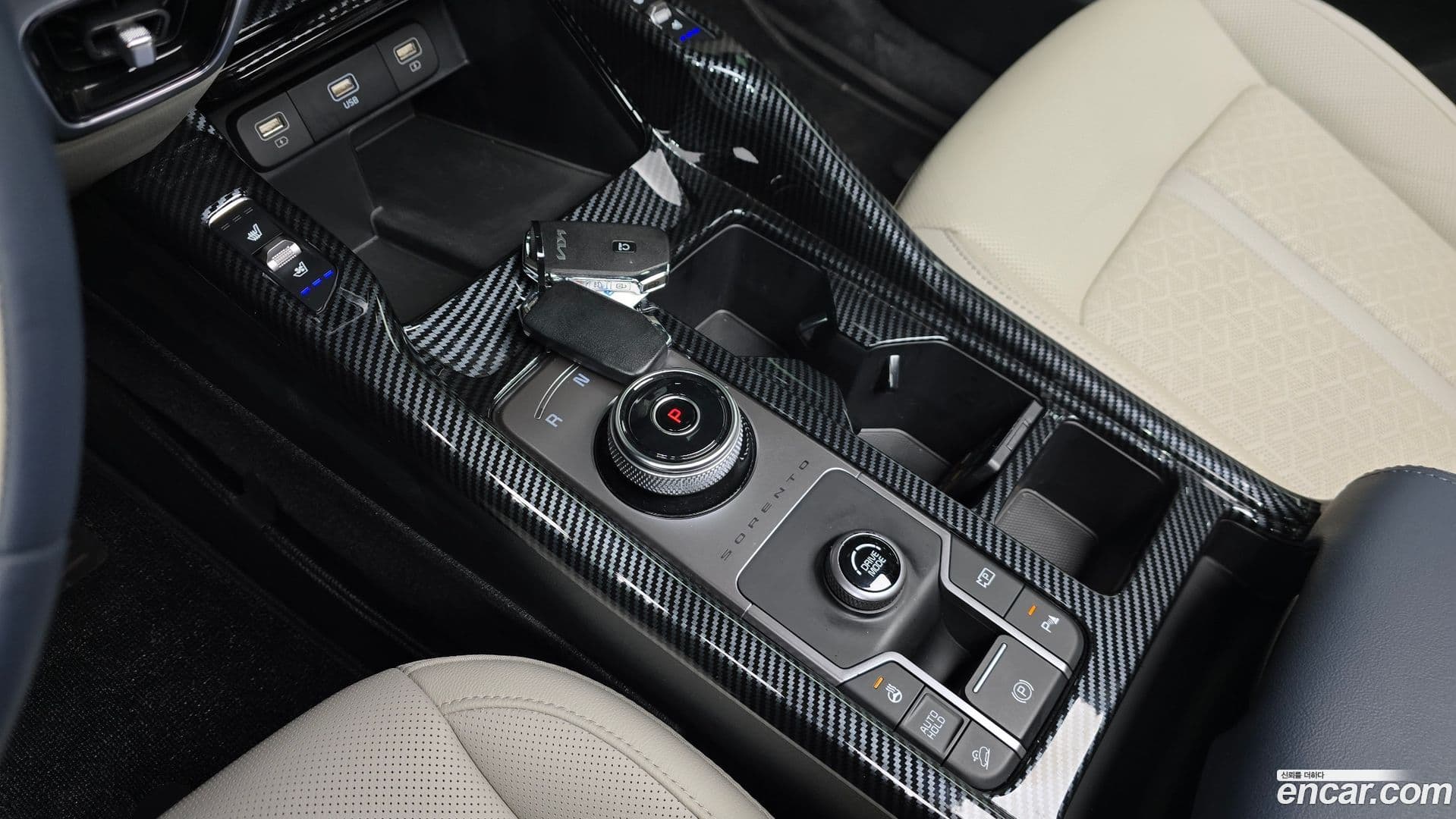 Main__Slider__Photo:Sorento Kia 2022.4-8