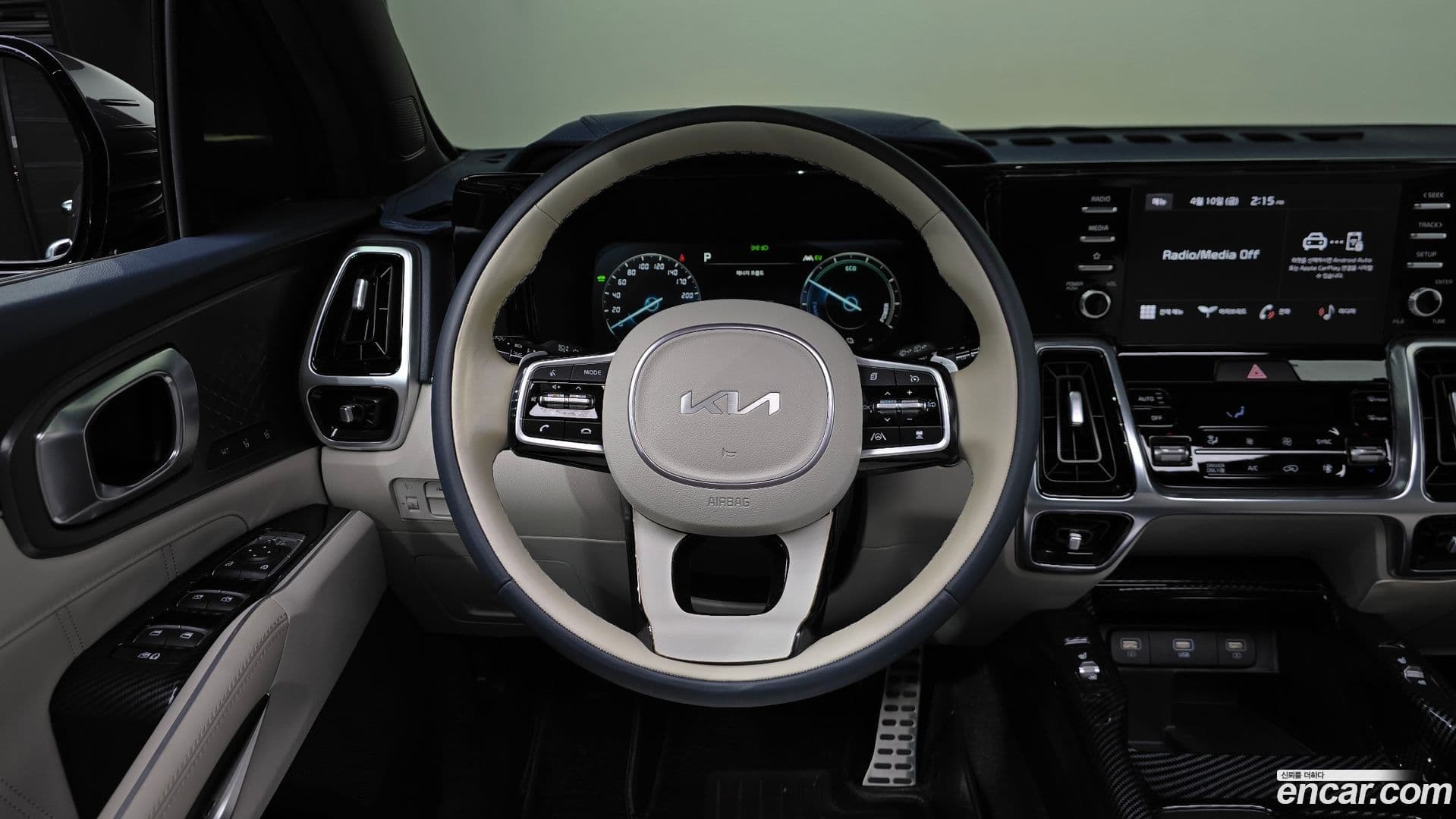 Main__Slider__Photo:Sorento Kia 2022.4-11