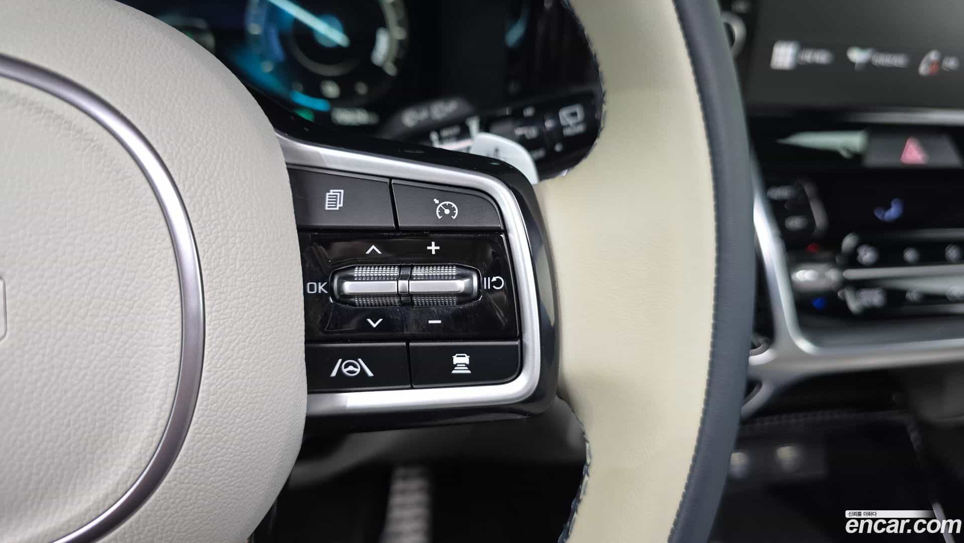 Sorento Kia 2022.4-OPTION-021