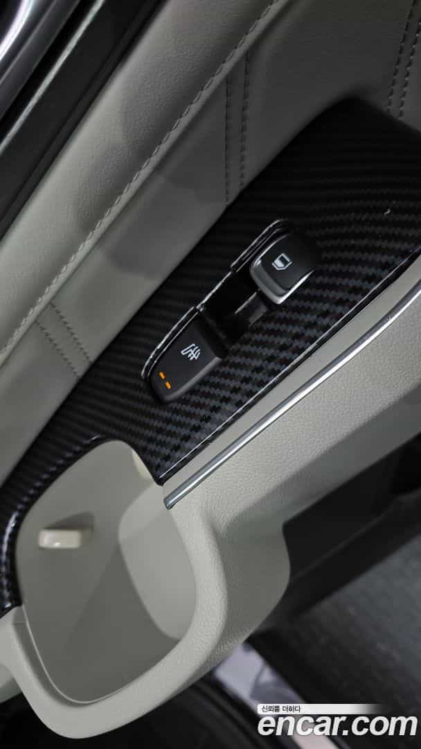 Sorento Kia 2022.4-OPTION-043