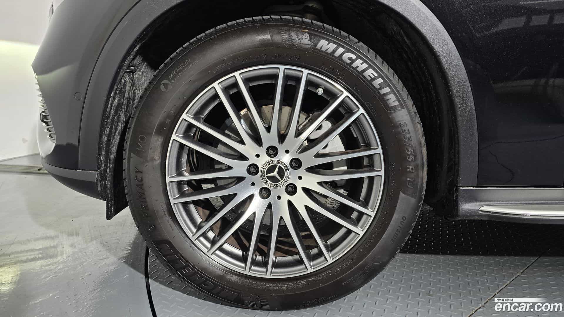 GLC-Class Mercedes-Benz 2025.0-OUTER-005