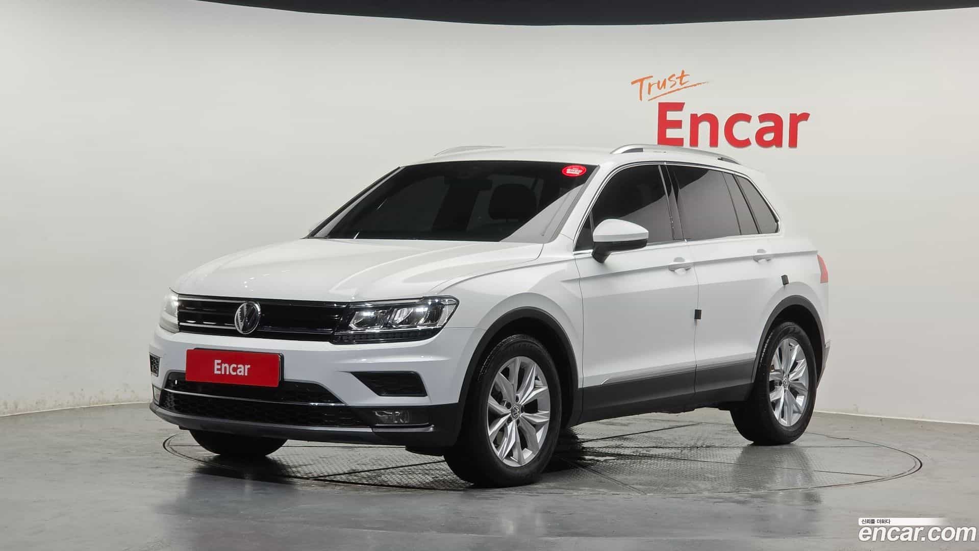 Tiguan Volkswagen 2018.8-OUTER-001