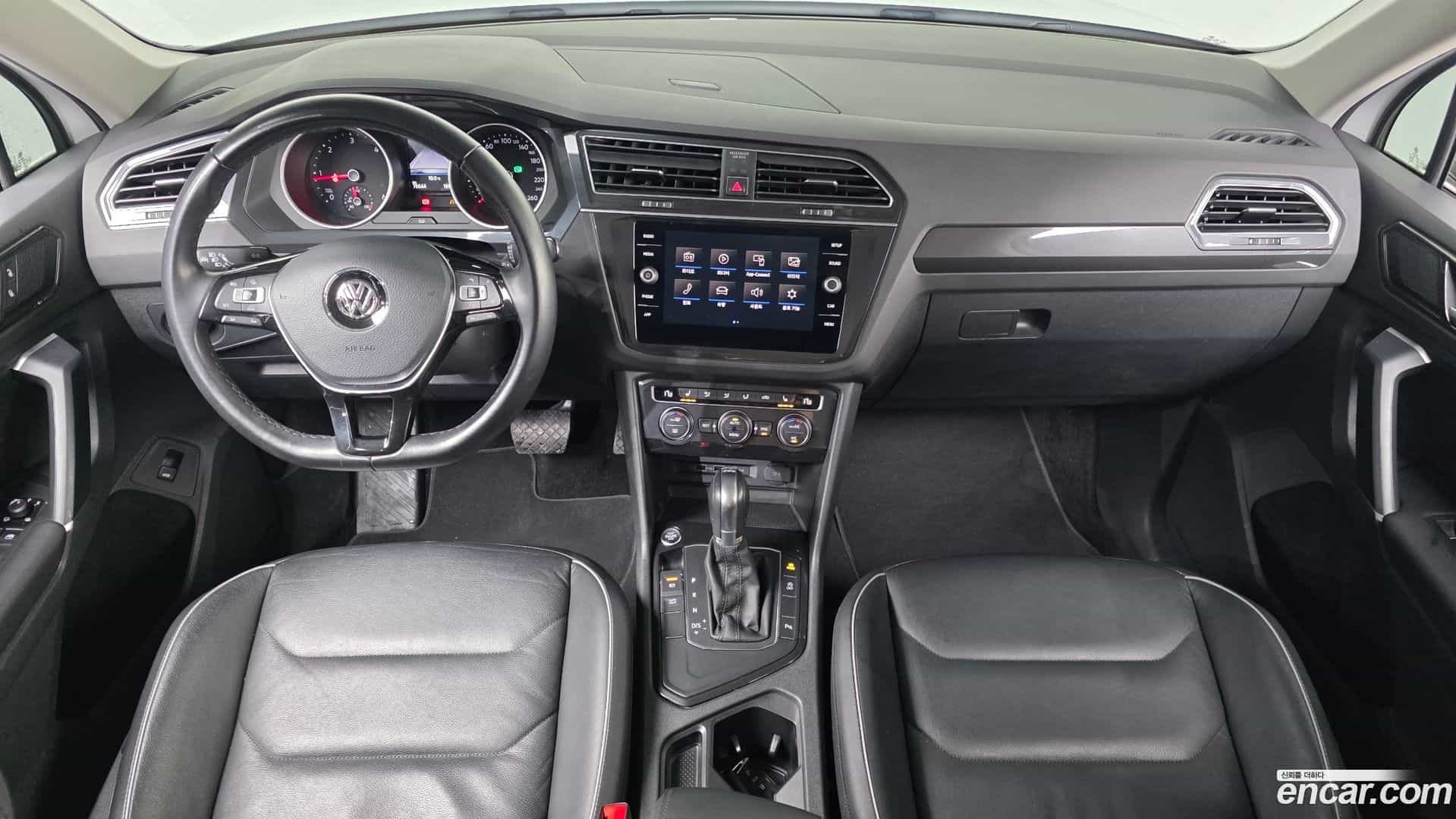 Tiguan Volkswagen 2018.8-INNER-007