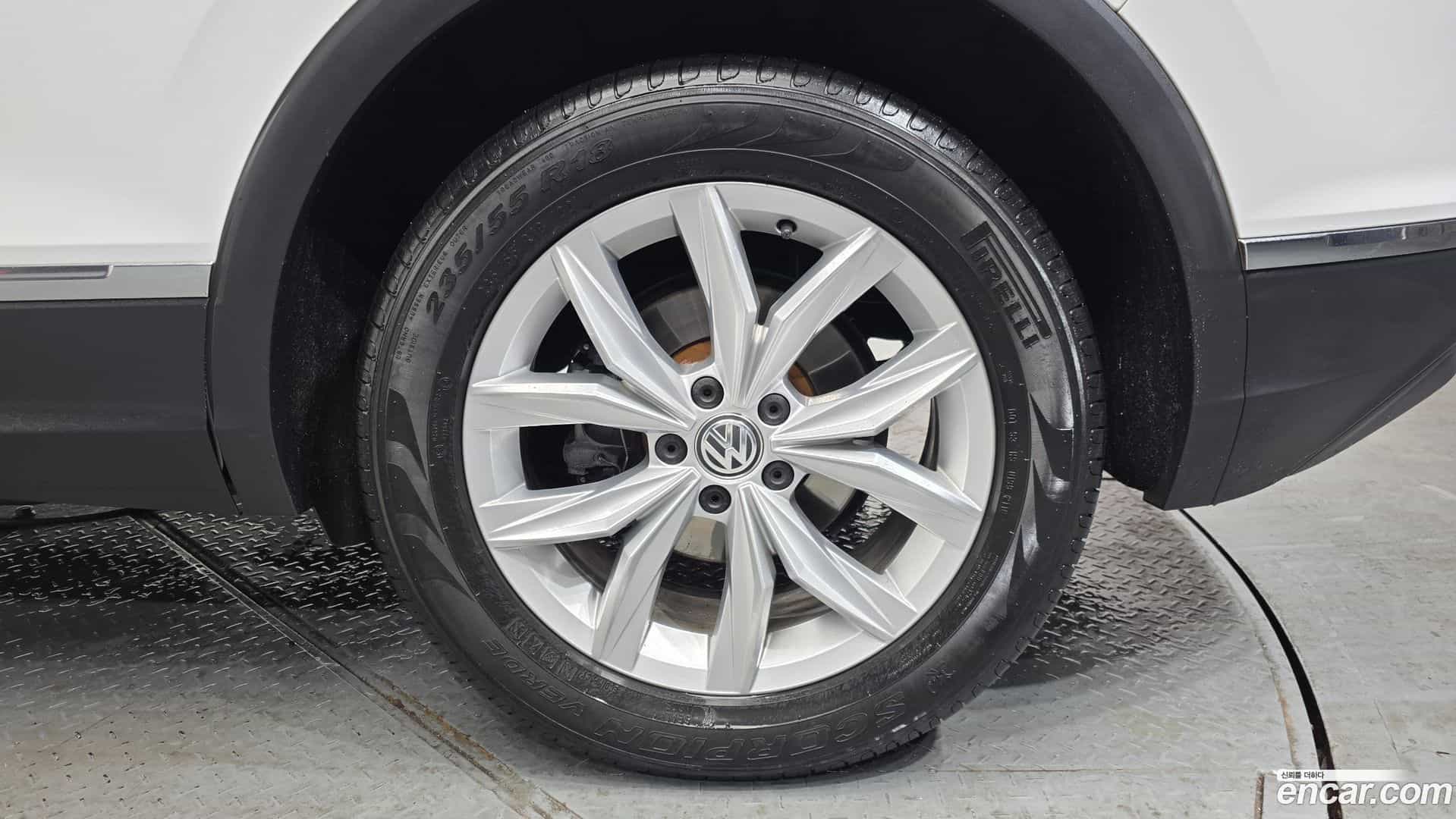 Tiguan Volkswagen 2018.8-OUTER-031