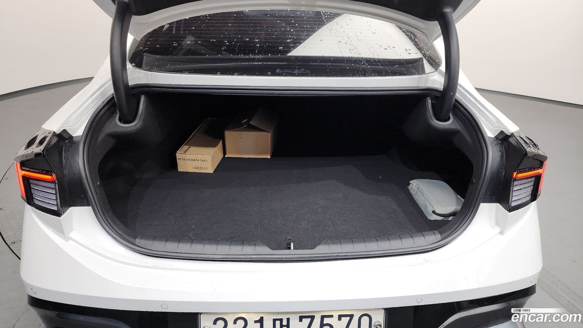 Main__Slider__Photo:Sonata Hyundai 2025.5-19