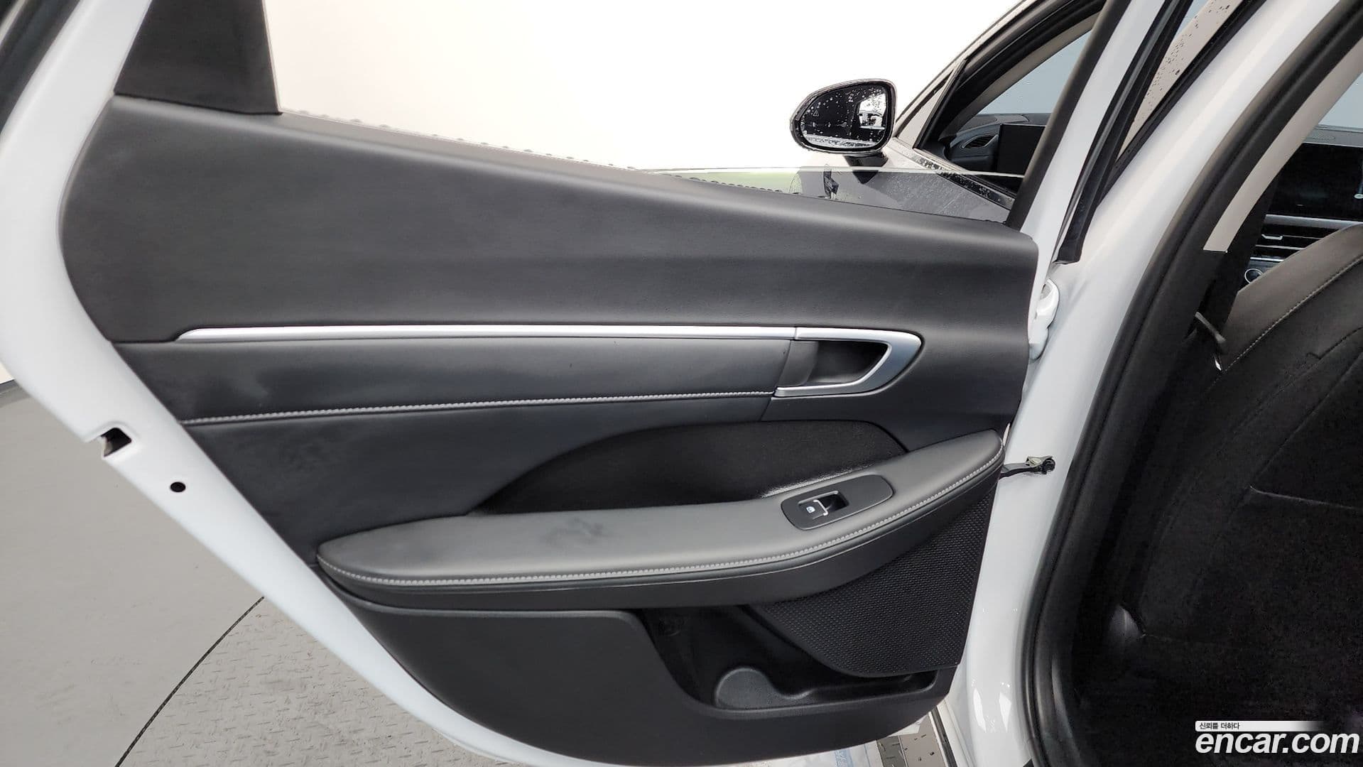 Main__Slider__Photo:Sonata Hyundai 2025.5-24
