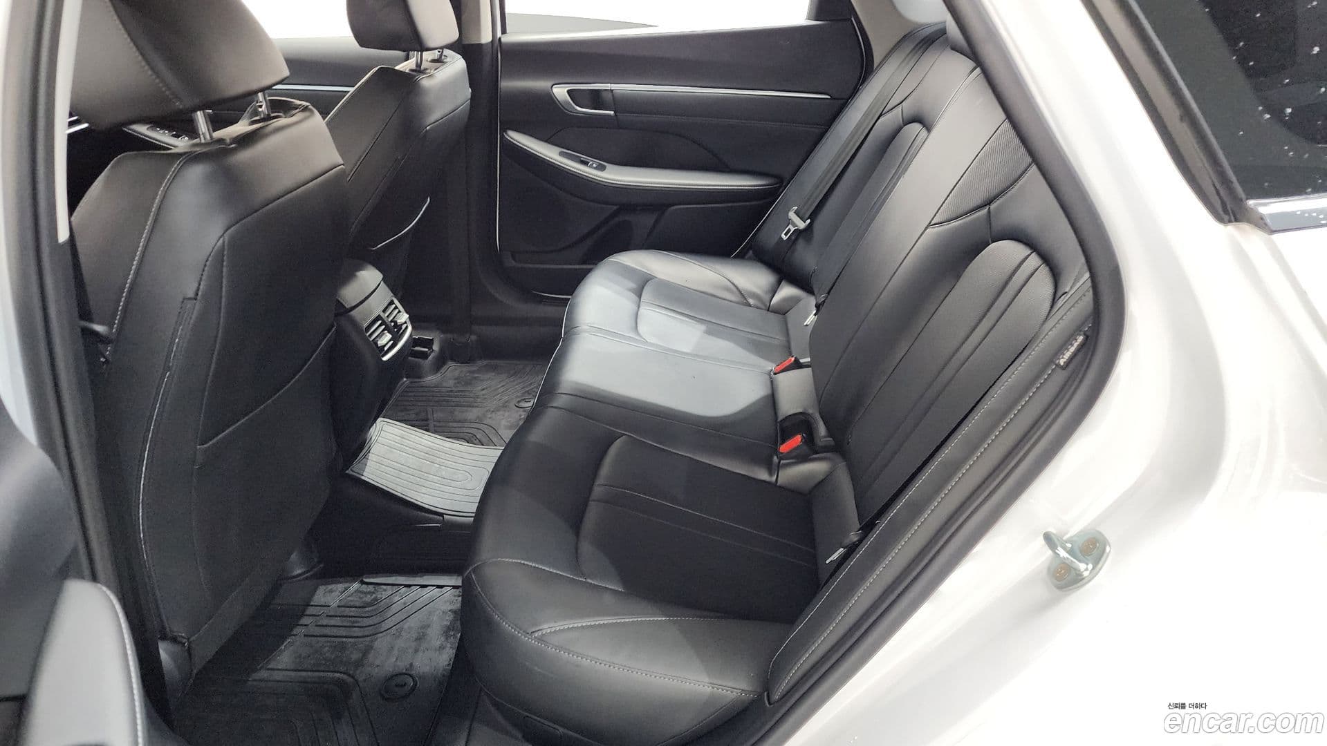 Main__Slider__Photo:Sonata Hyundai 2025.5-29