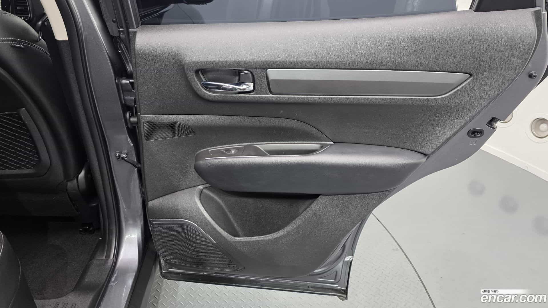 QM6 Renault Korea 2022.2-INNER-035
