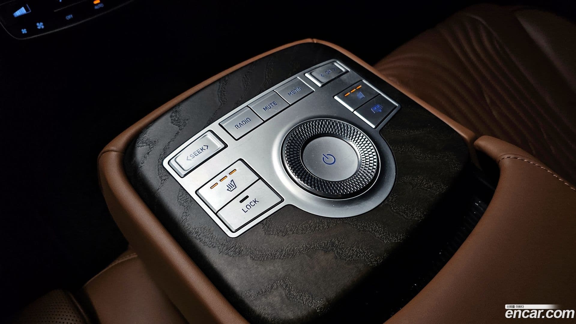 Main__Slider__Photo:G80 Genesis 2022.2-18