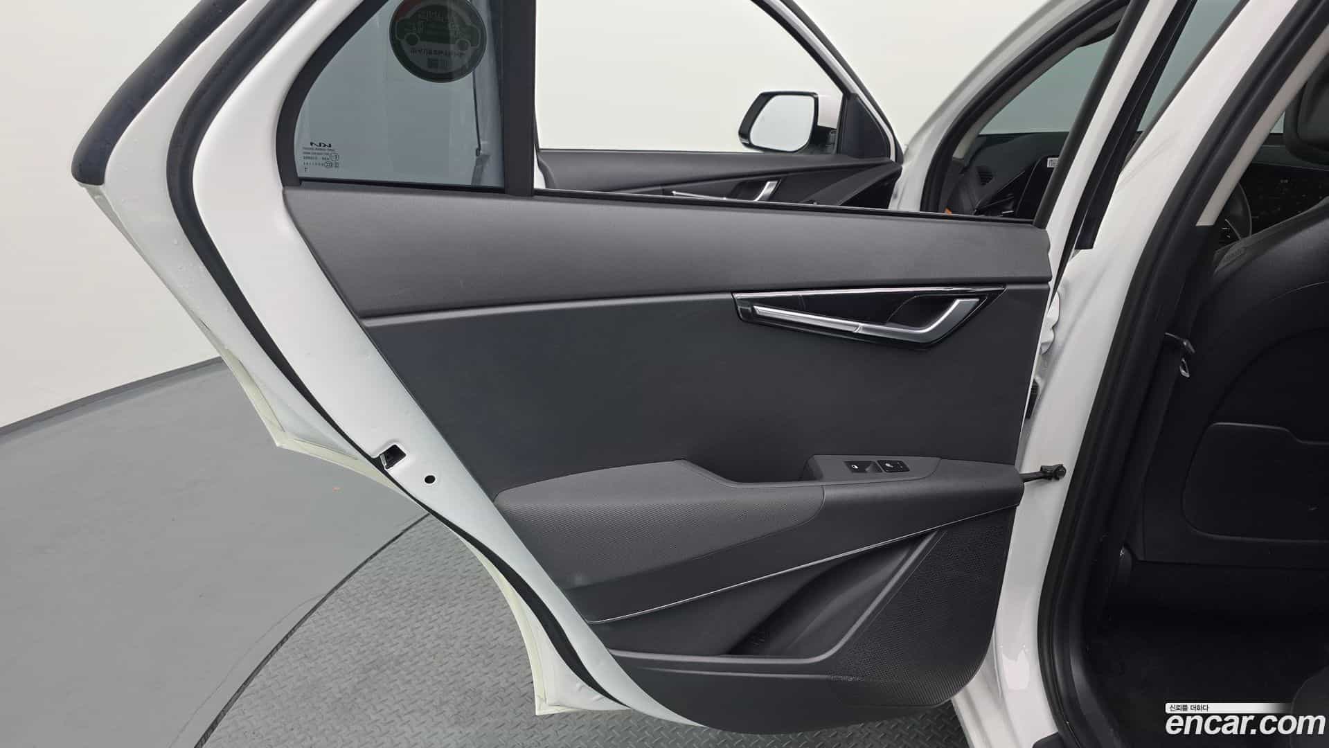 Niro Kia 2022.3-INNER-035