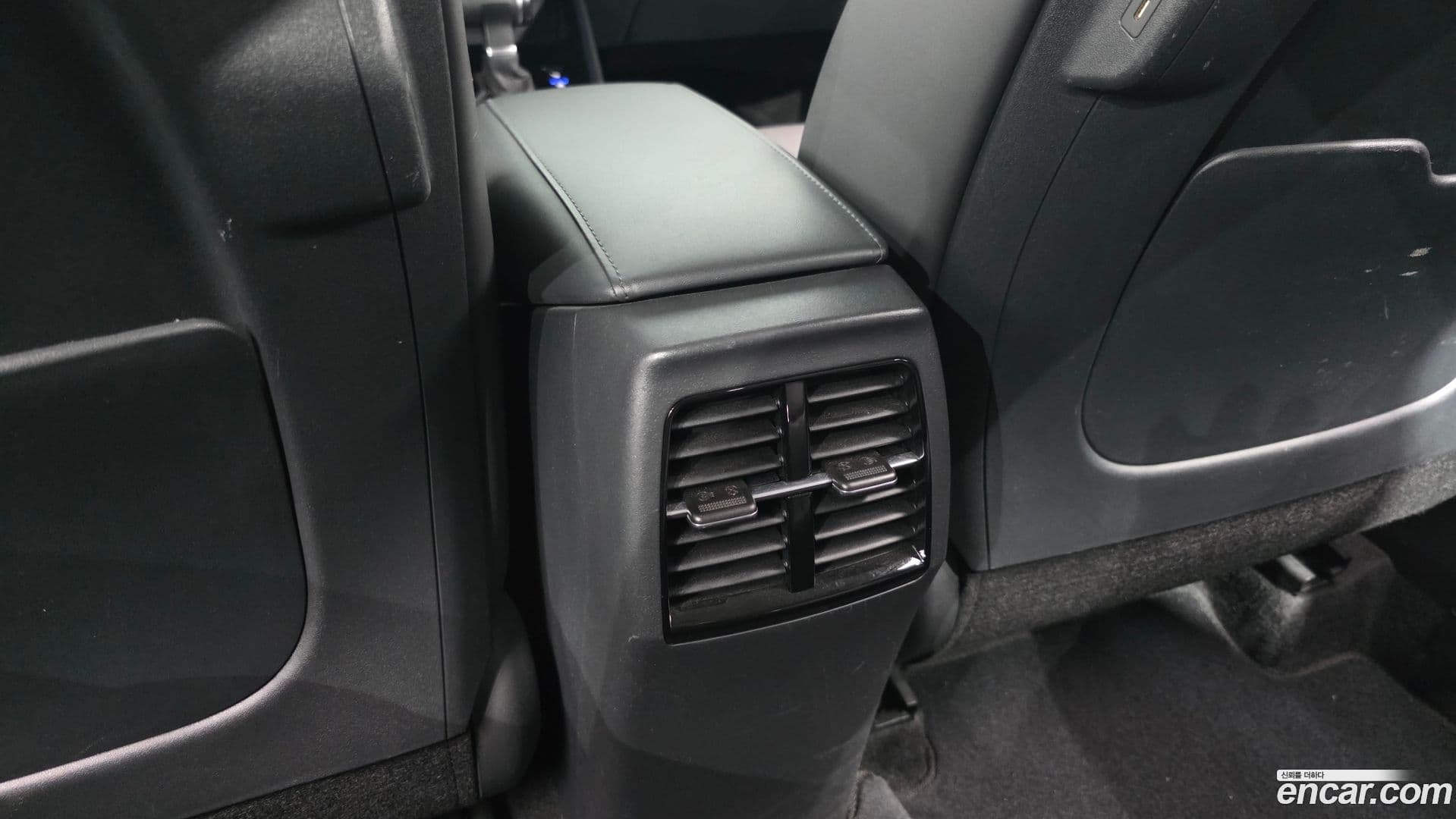 Main__Slider__Photo:Niro Kia 2022.3-31