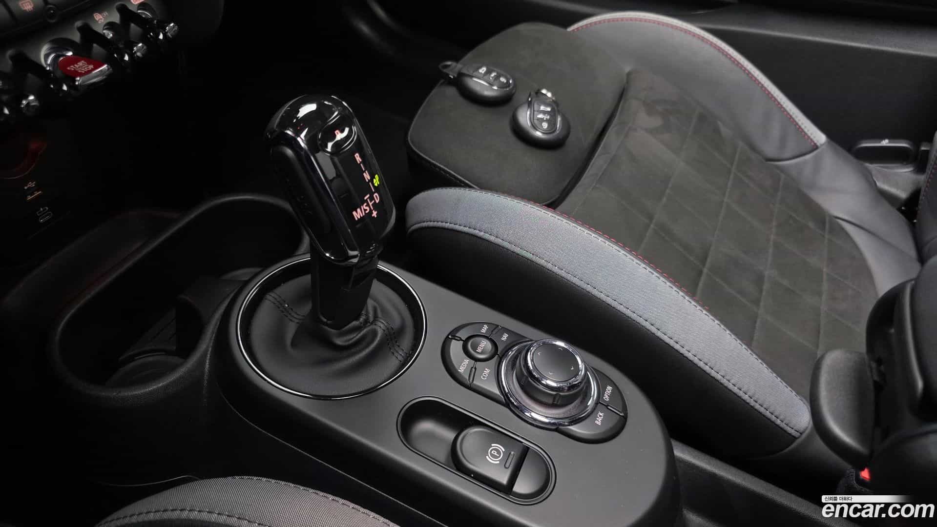 Cooper Mini 2023.8-INNER-009