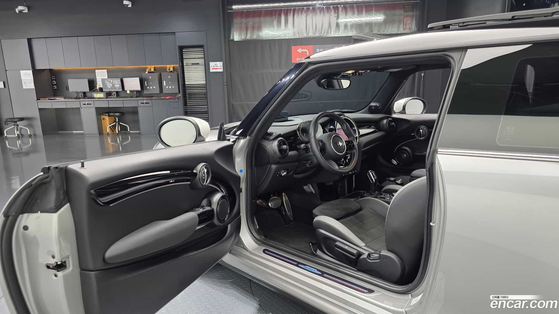 Cooper Mini 2023.8-INNER-010