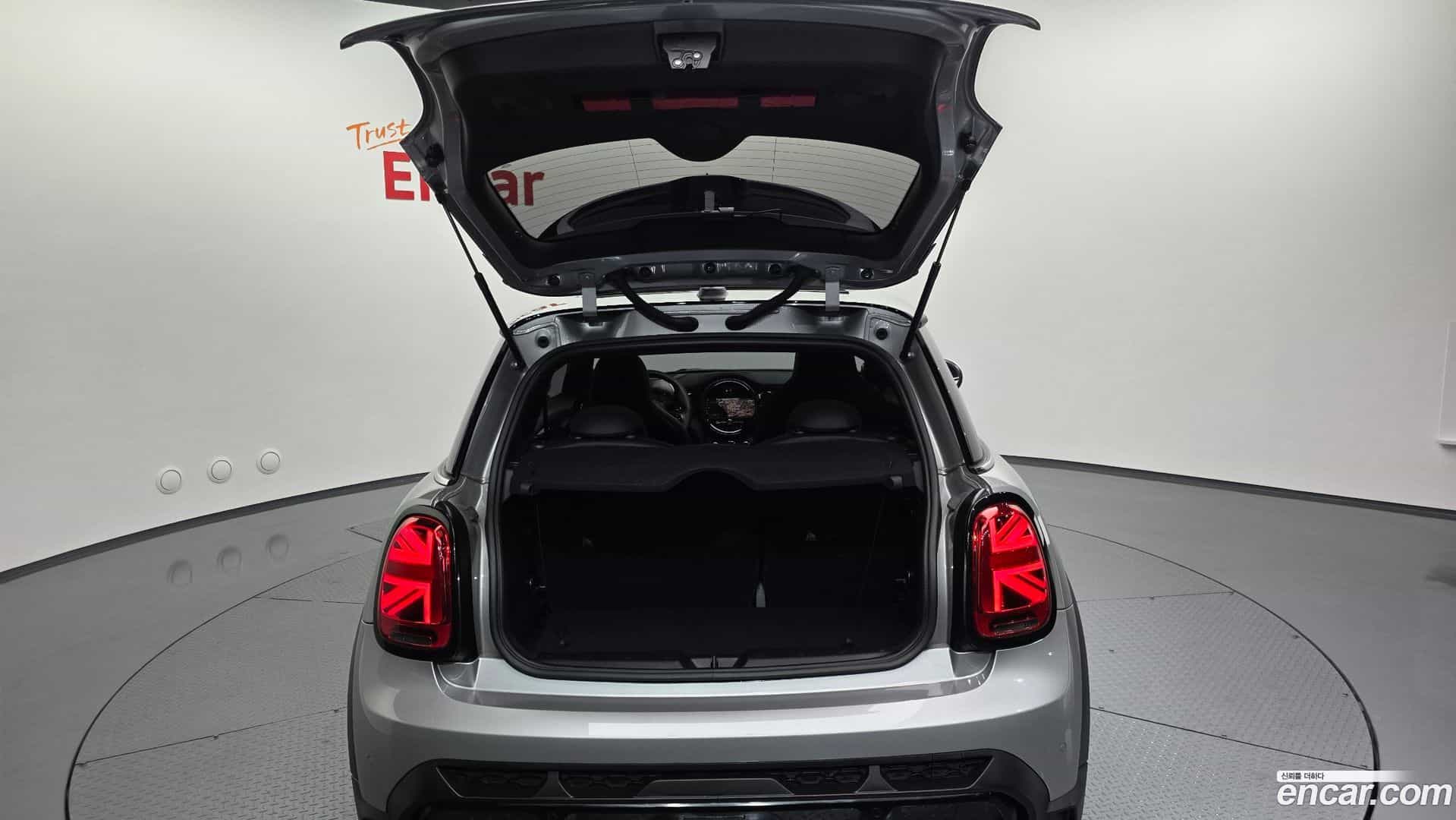 Cooper Mini 2023.8-OPTION-024