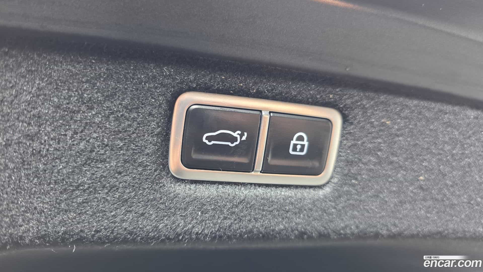 Sonata Hyundai 2023.11-OPTION-043