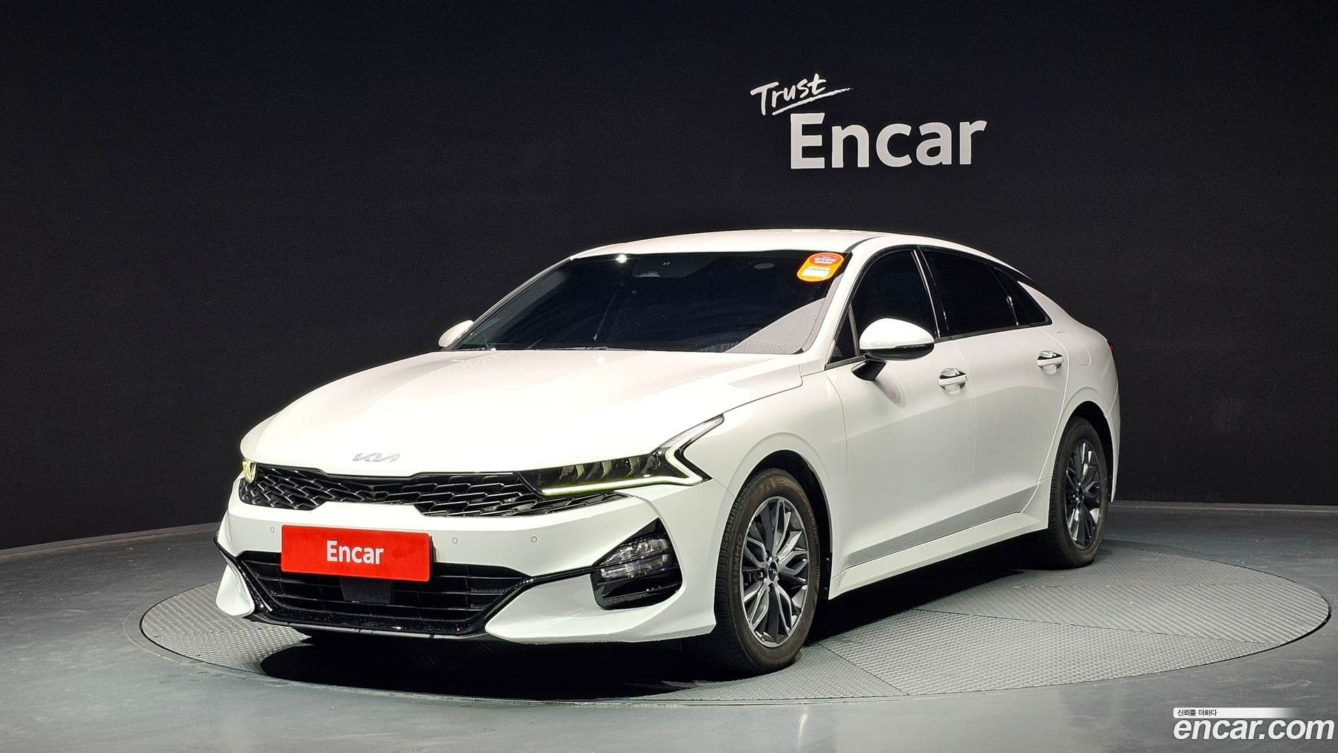 Main__Slider__Photo:K5 Kia 2022.9-0