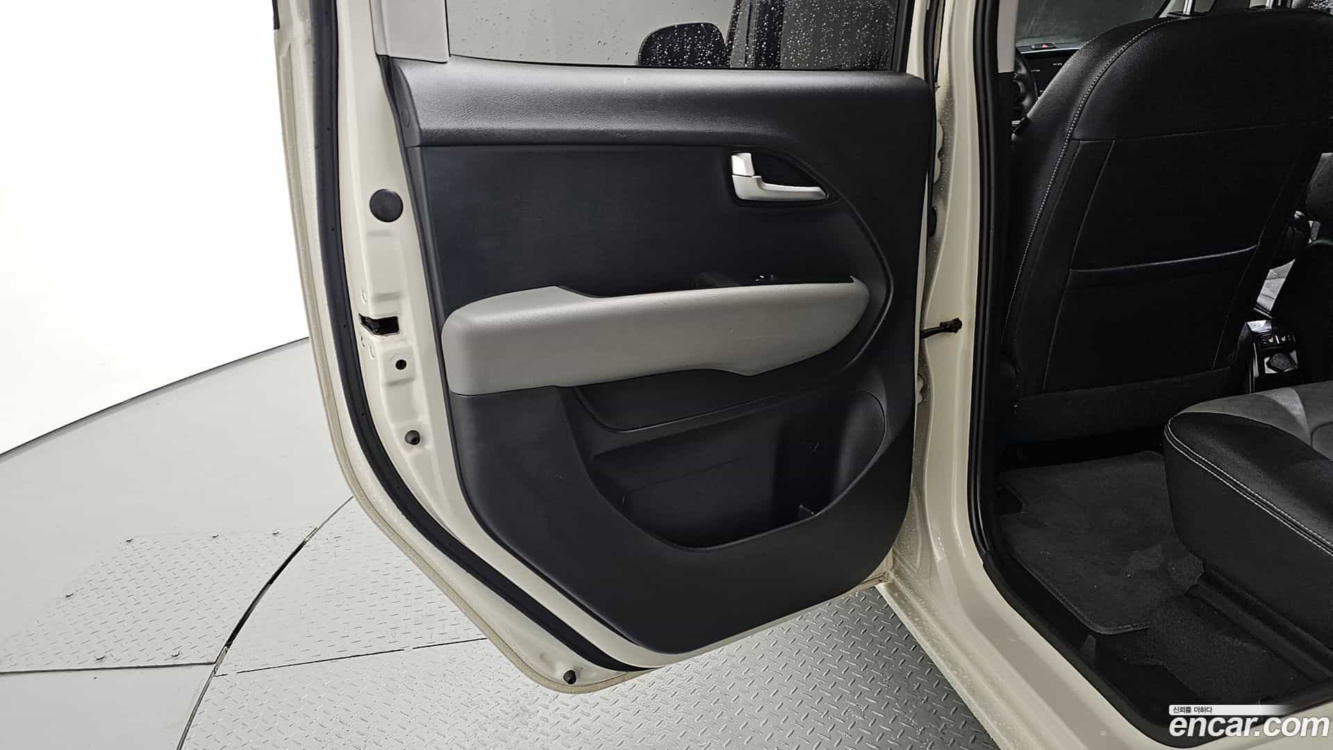 RAY Kia 2020.5-INNER-035