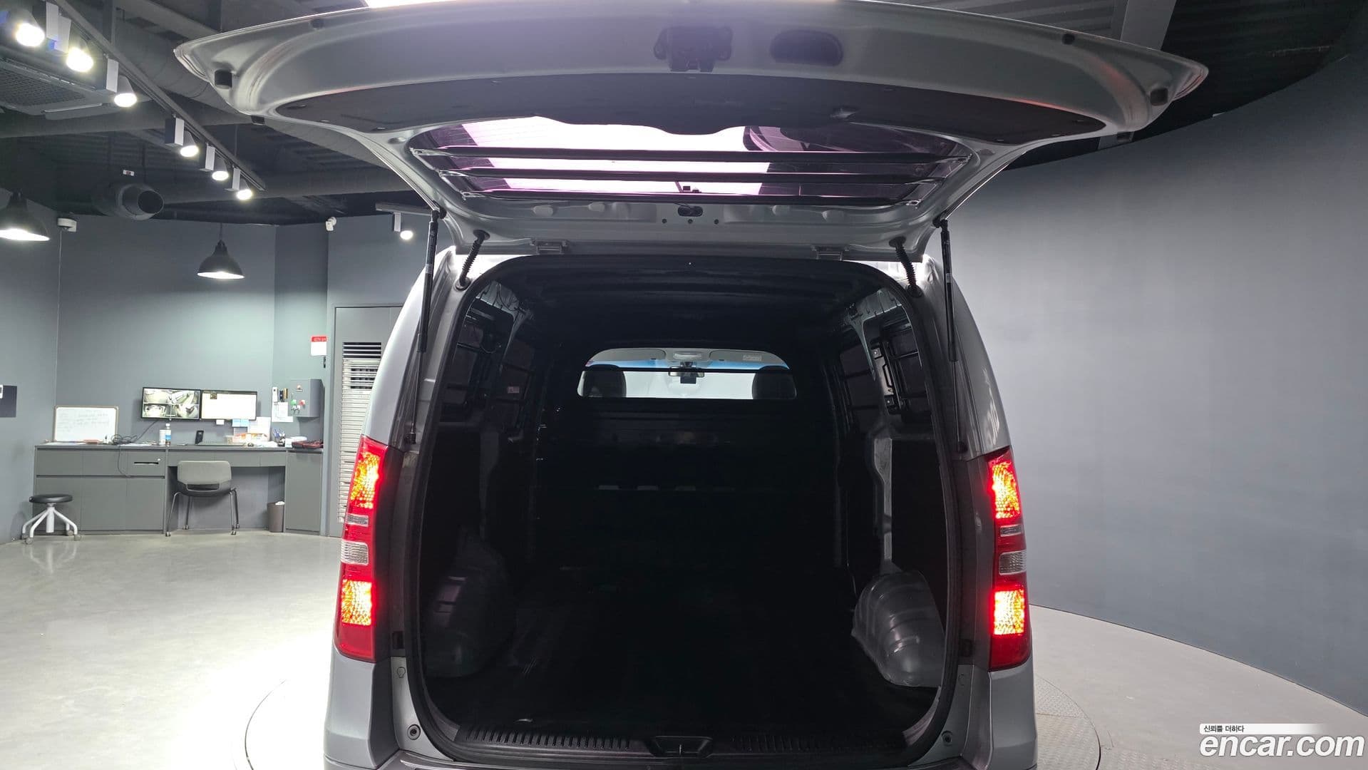 Main__Slider__Photo:Starex Hyundai 2020.6-19