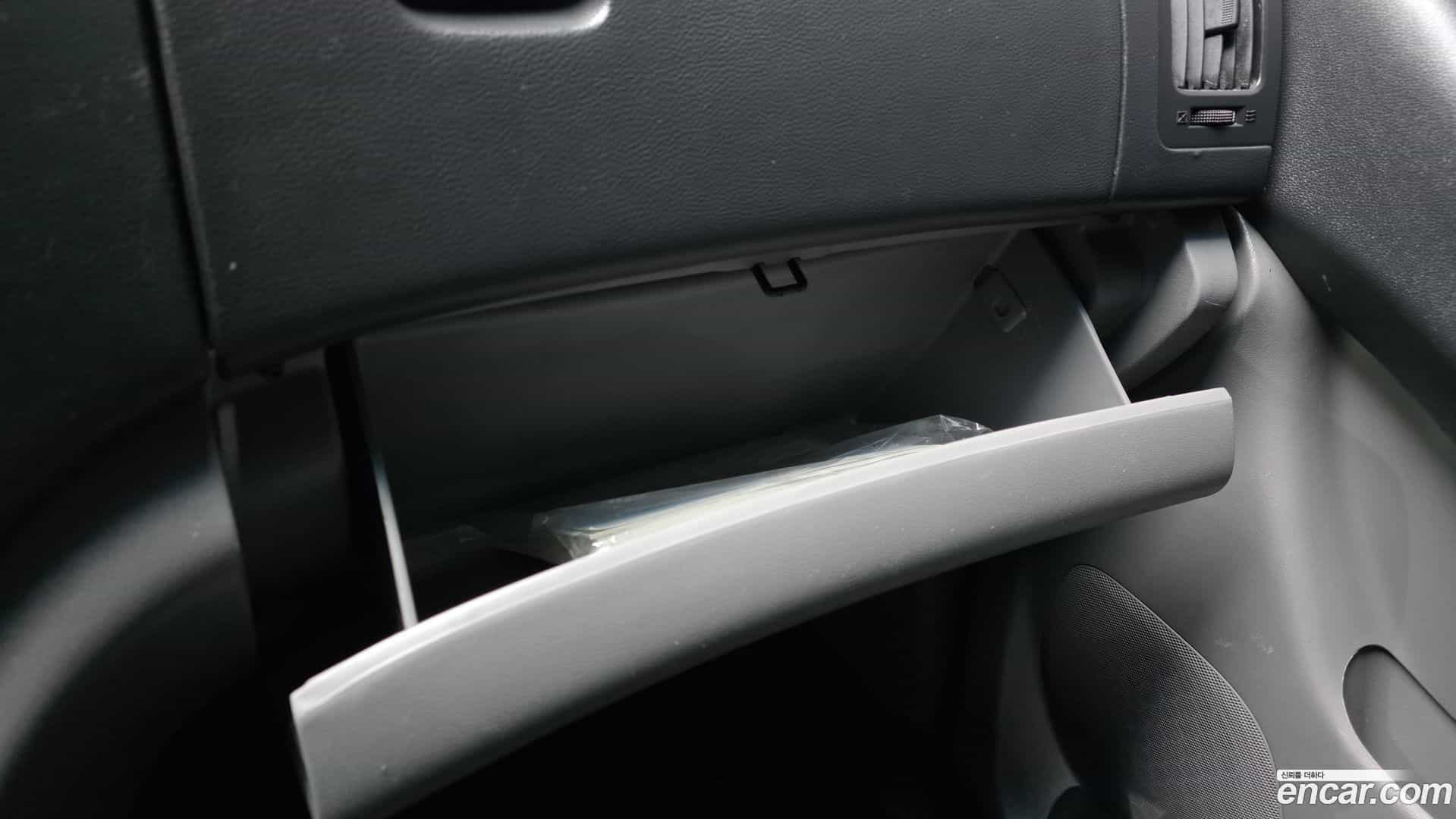 Starex Hyundai 2020.6-OPTION-045