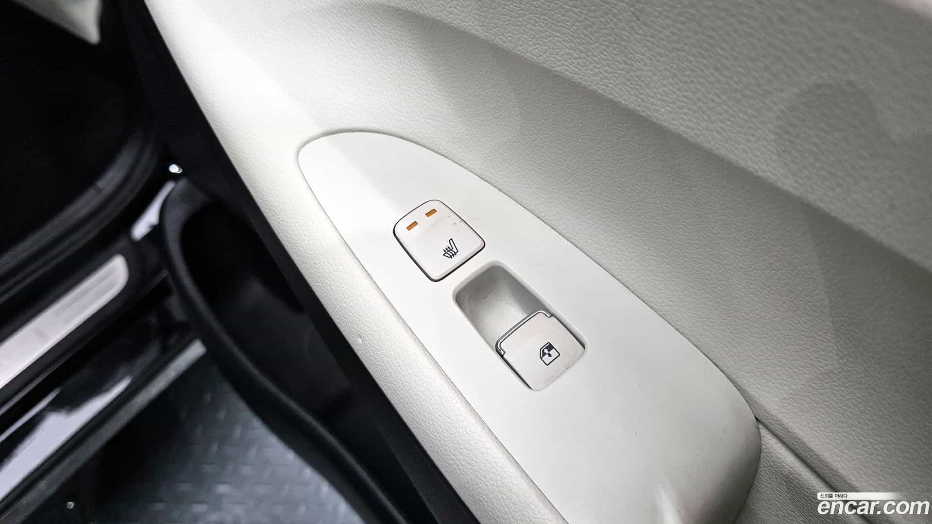 Grandeur Hyundai 2021.9-OPTION-045