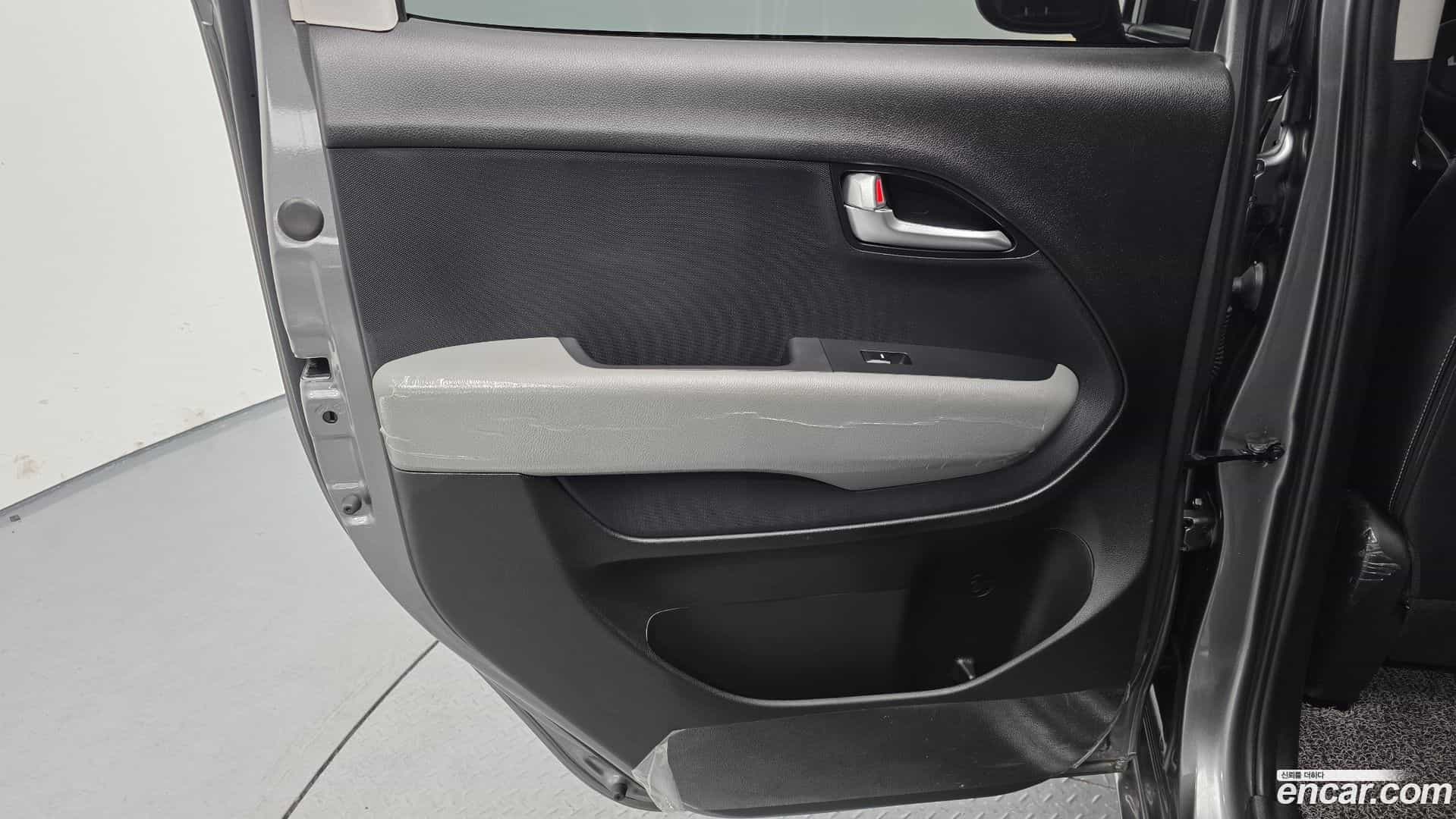RAY Kia 2022.3-INNER-035