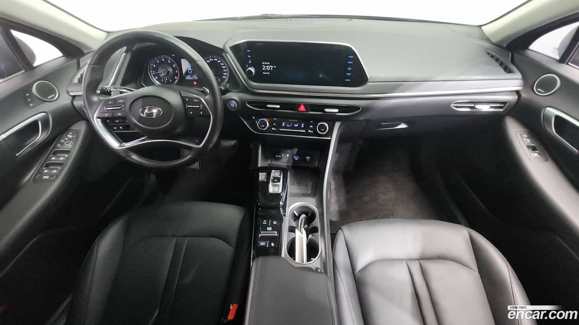 Sonata Hyundai 2019.4-INNER-007