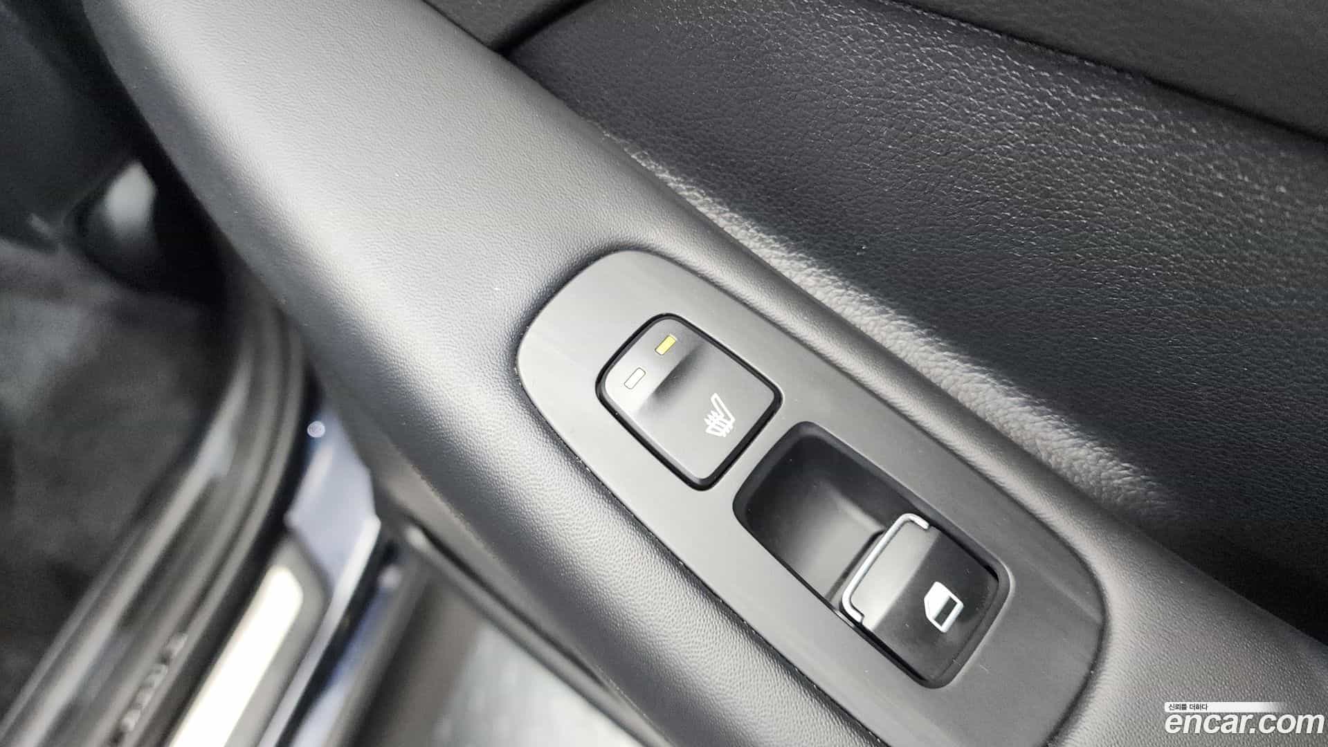 Sonata Hyundai 2019.4-OPTION-040