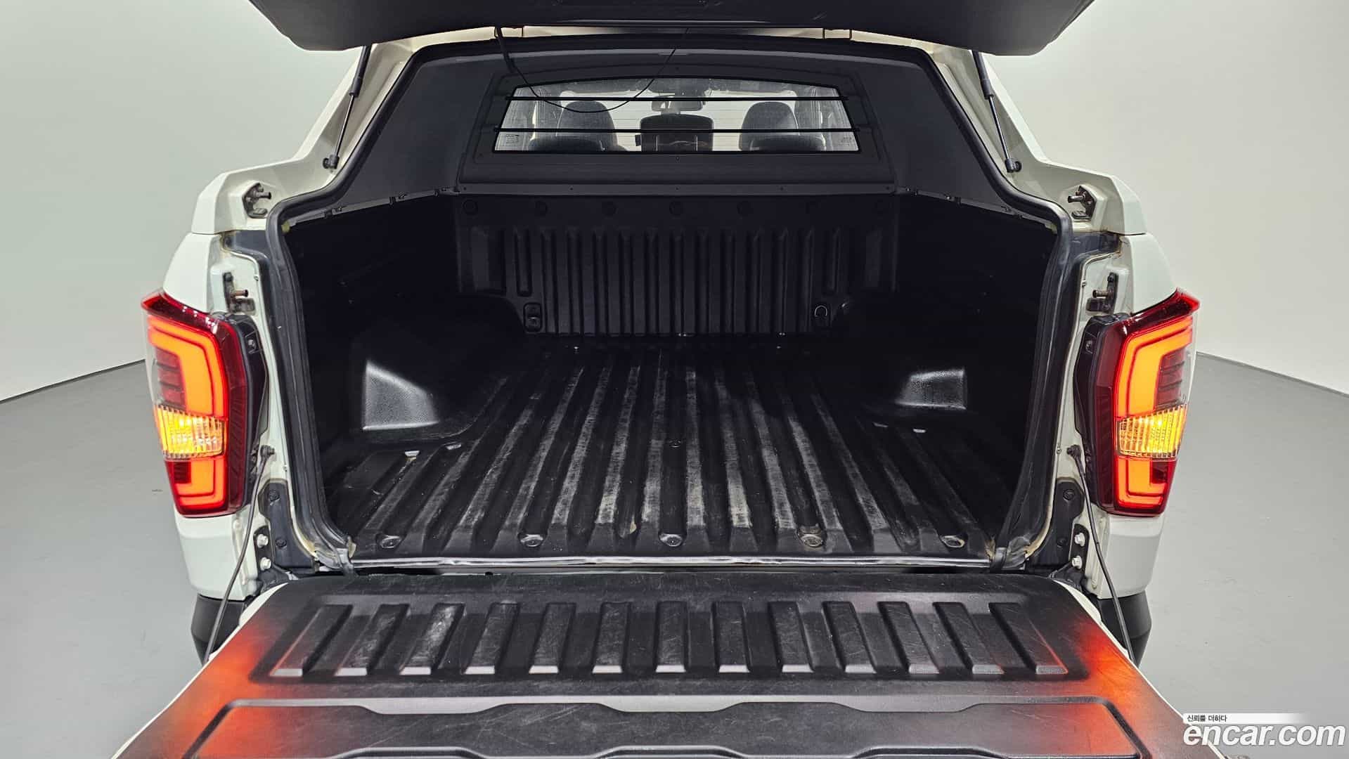 Rexton KG Mobility 2022.0-OPTION-024
