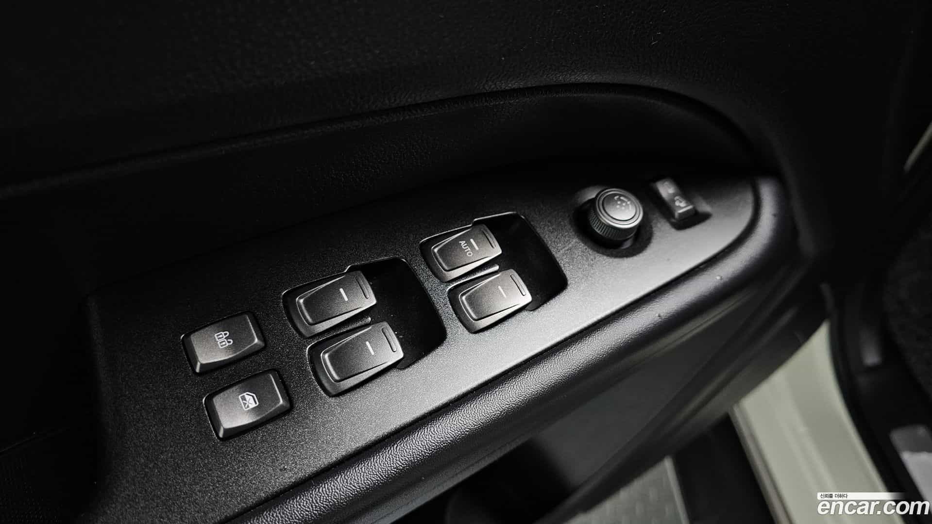 Rexton KG Mobility 2022.0-OPTION-041