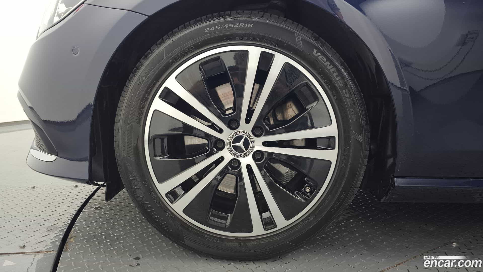 E-Class Mercedes-Benz 2021.3-OUTER-005