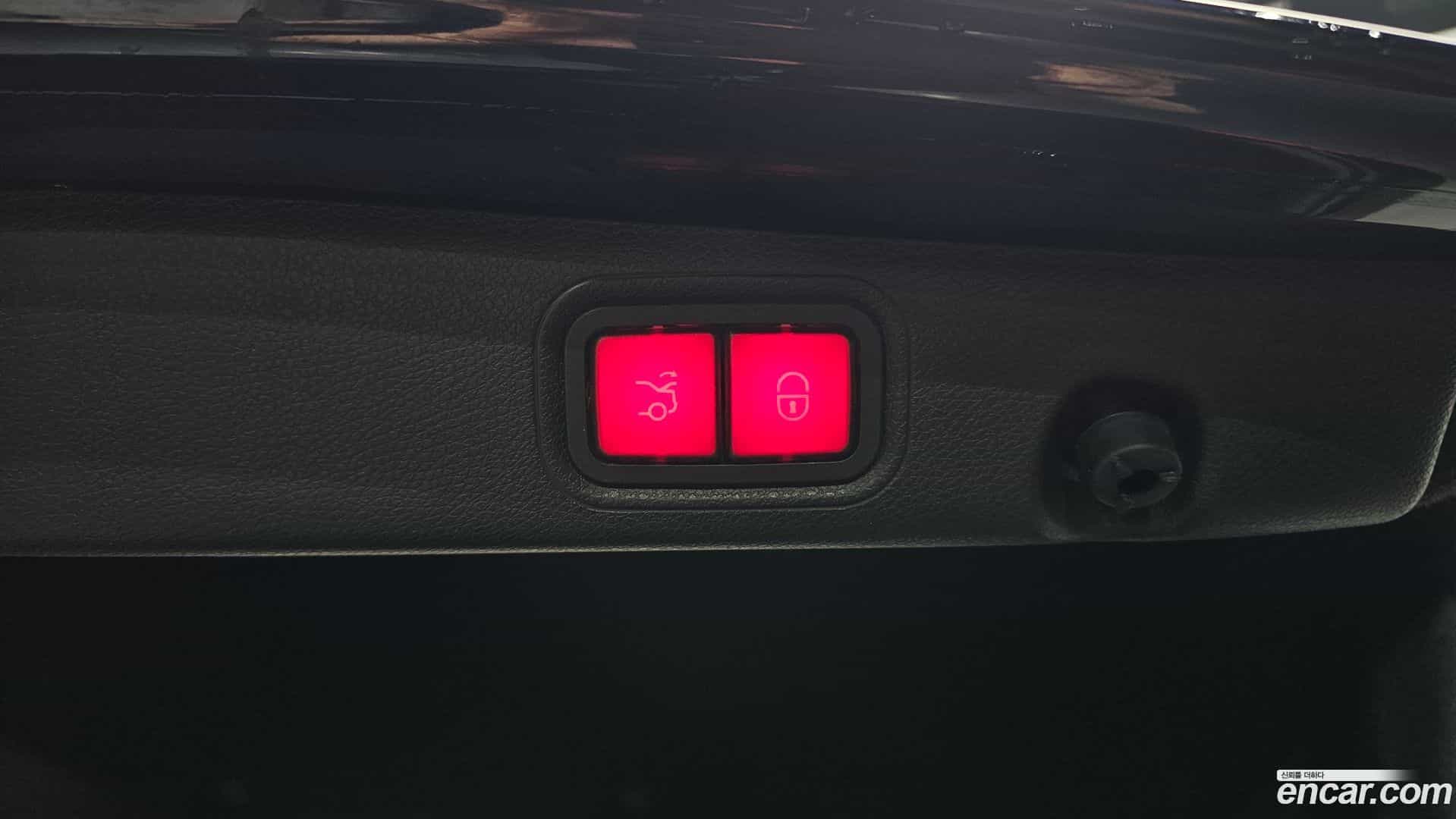 E-Class Mercedes-Benz 2021.3-OPTION-024