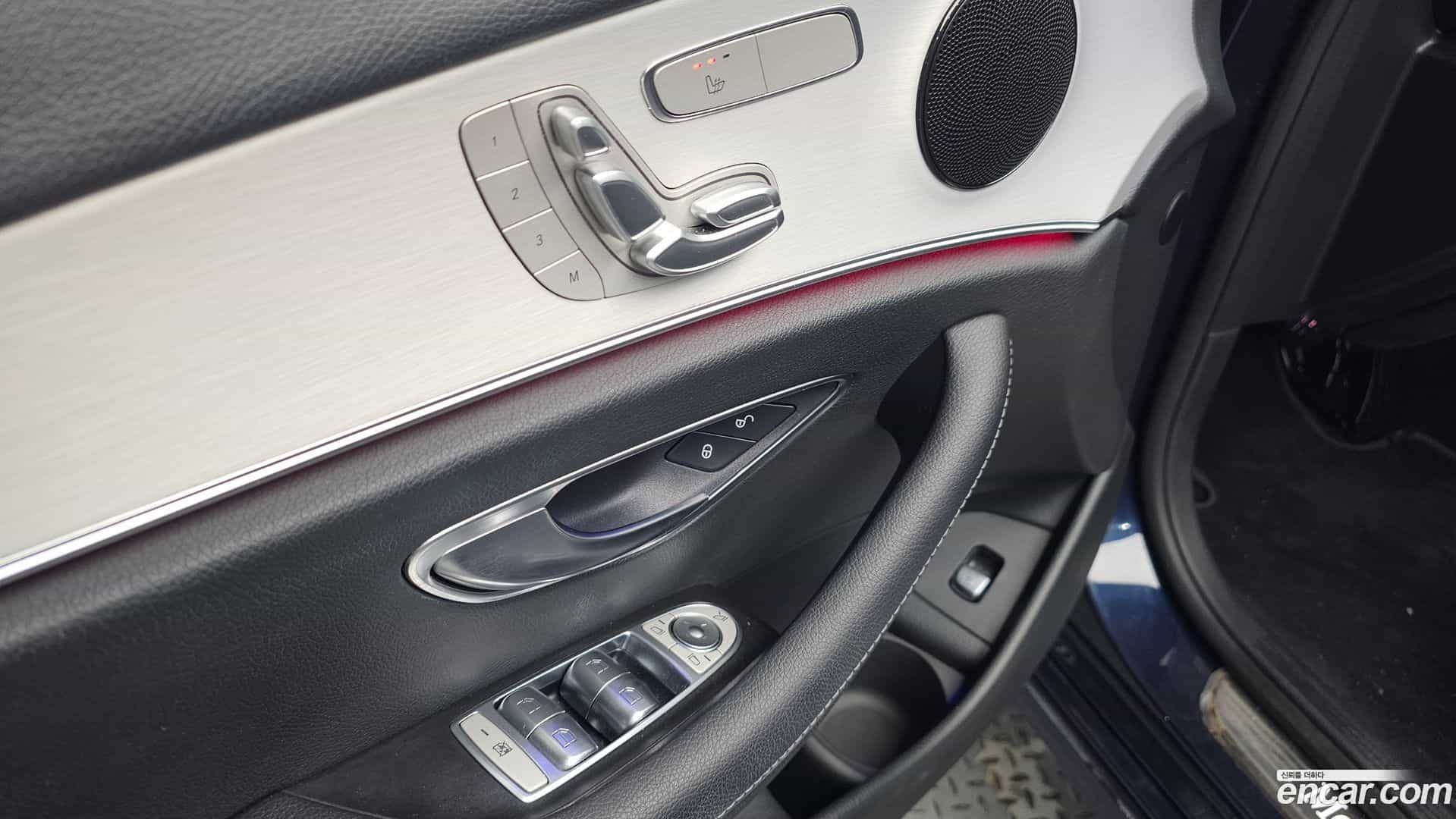 E-Class Mercedes-Benz 2021.3-OPTION-042