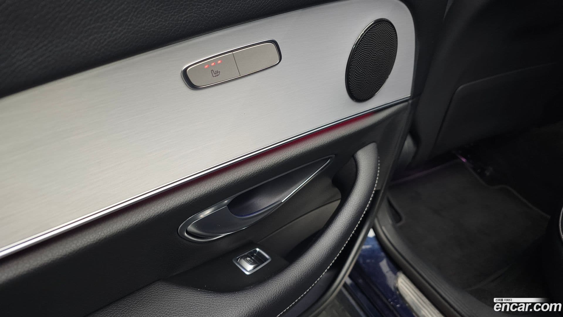 Main__Slider__Photo:E-Class Mercedes-Benz 2021.3-29