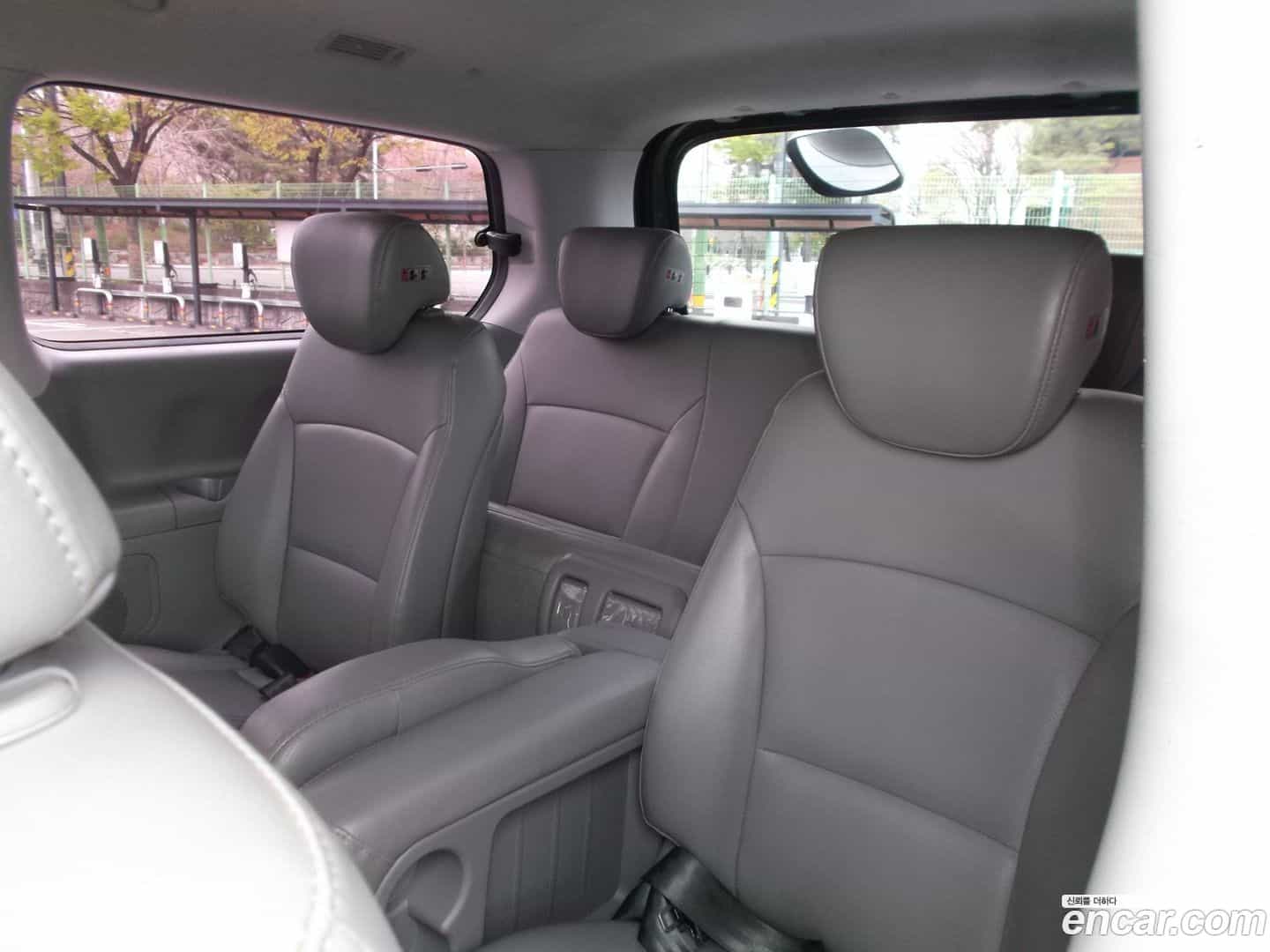 Starex Hyundai 2018.9-OPTION-018