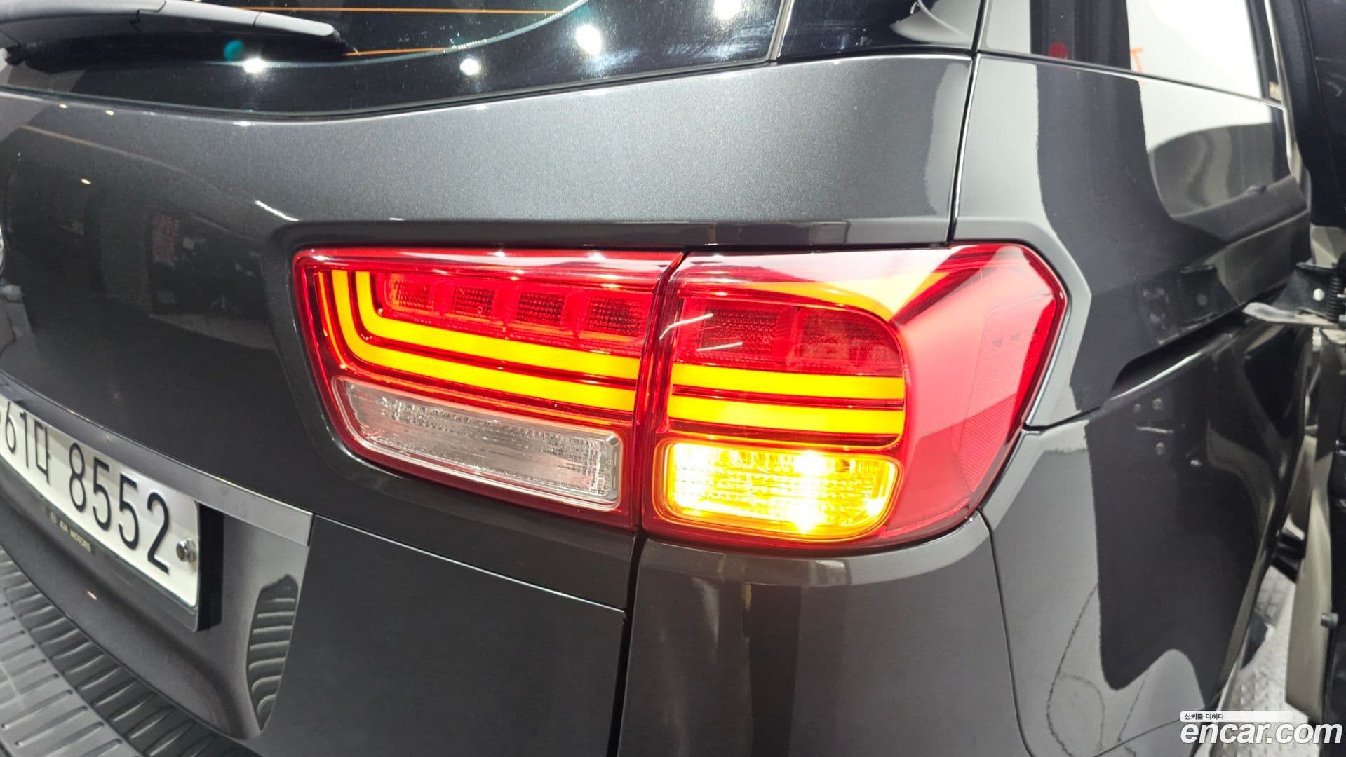 Main__Slider__Photo:Canival Kia 2018.0-22